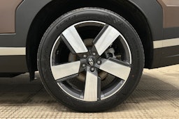 ruskea Hyundai Santa Fe 2025 kuva 13.