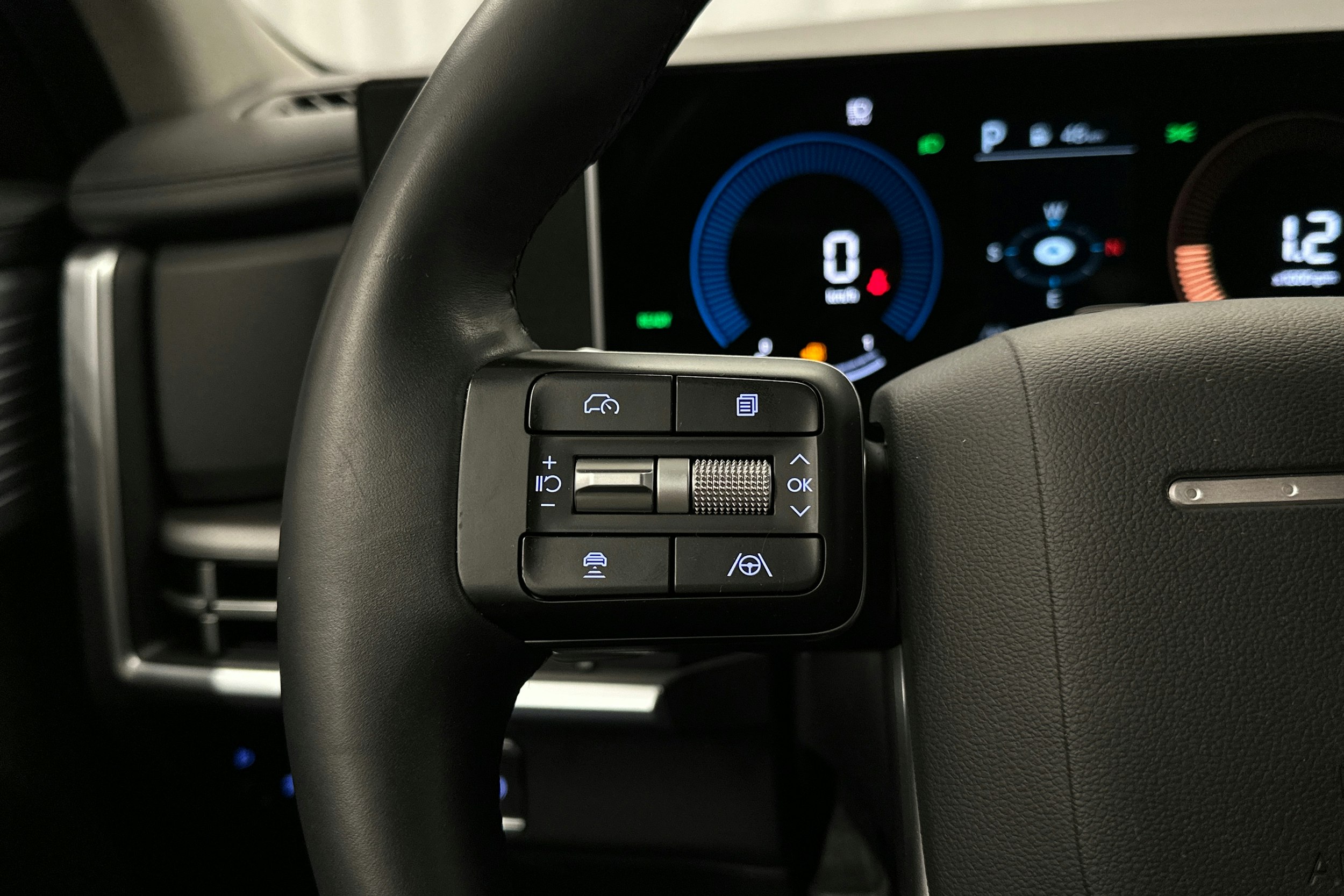 ruskea Hyundai Santa Fe 2025 kuva 14.