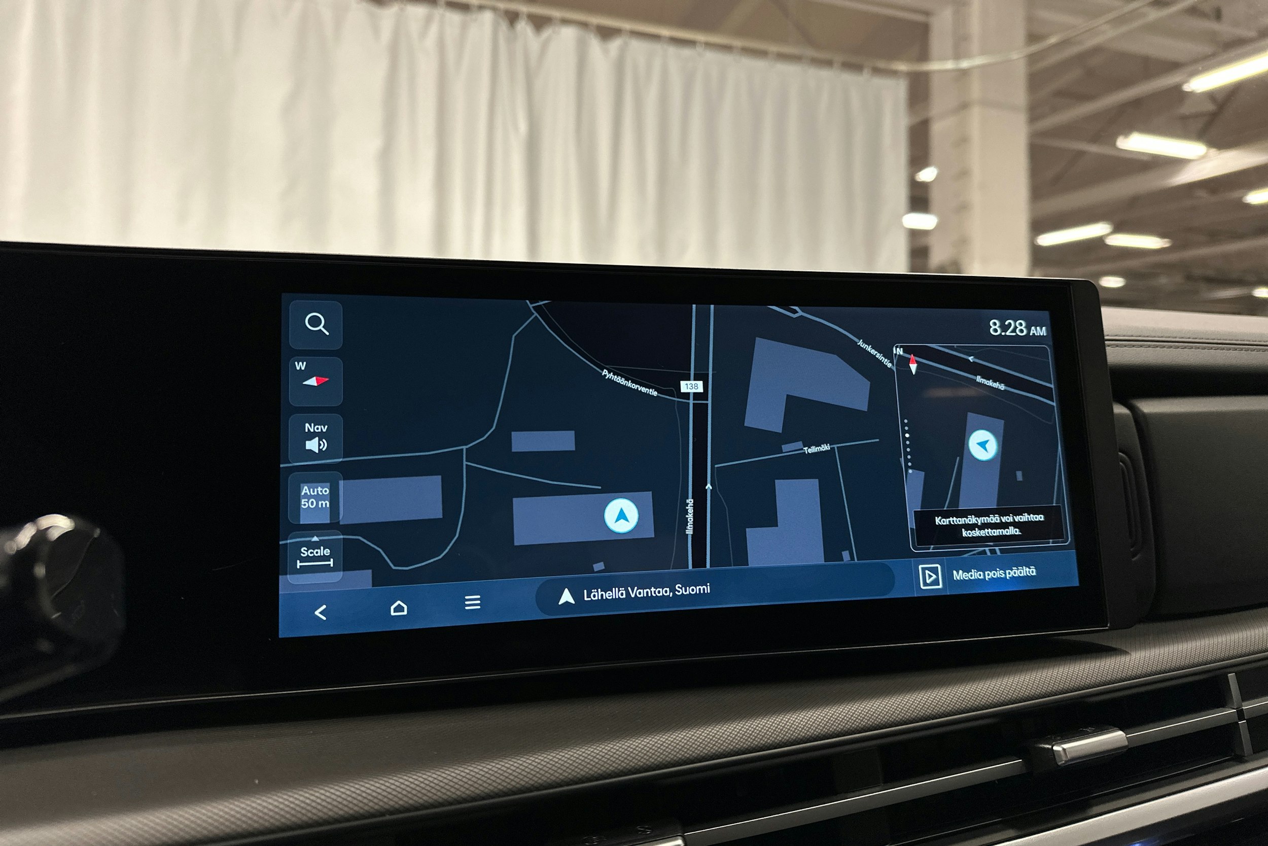 ruskea Hyundai Santa Fe 2025 kuva 17.