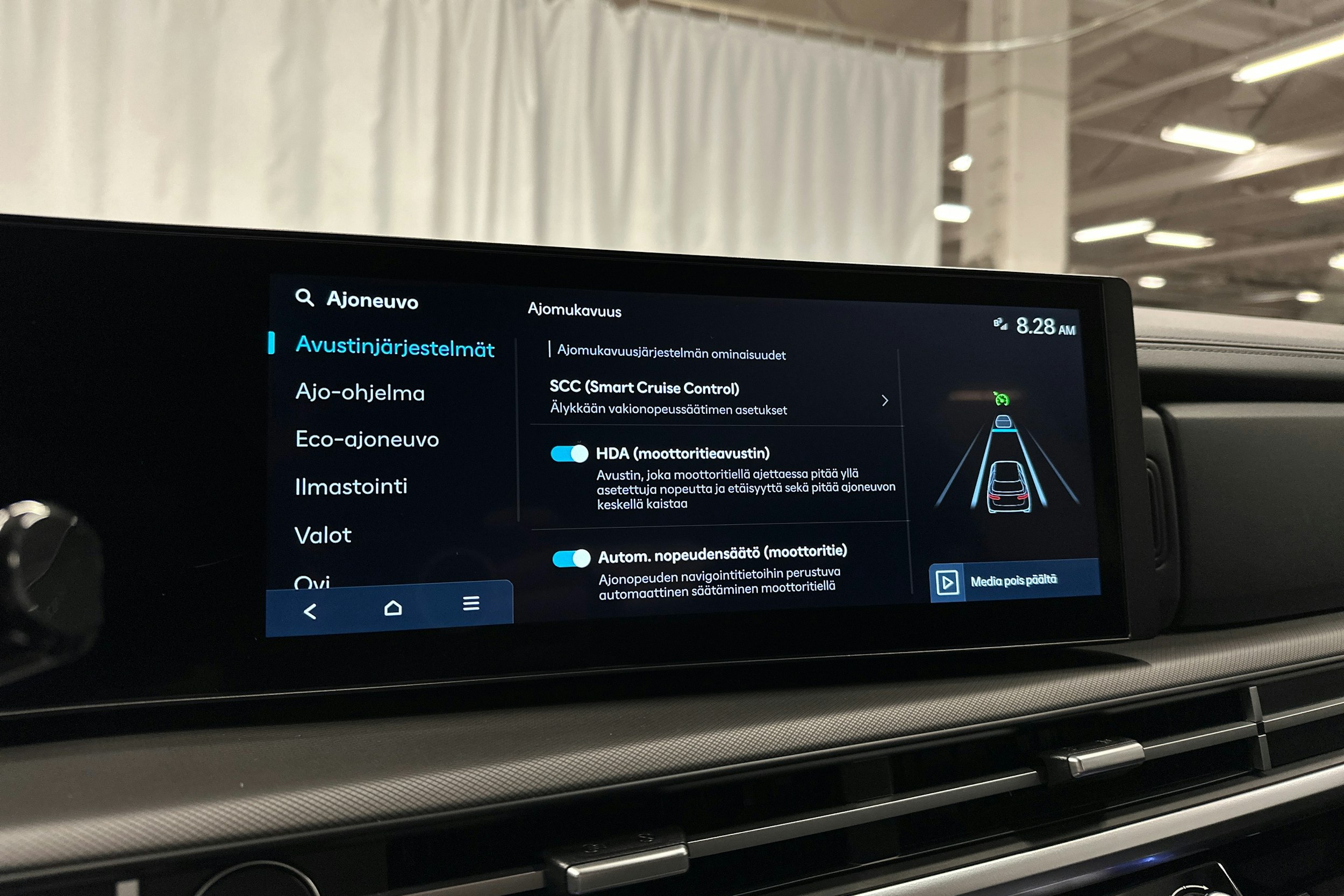 ruskea Hyundai Santa Fe 2025 kuva 20.