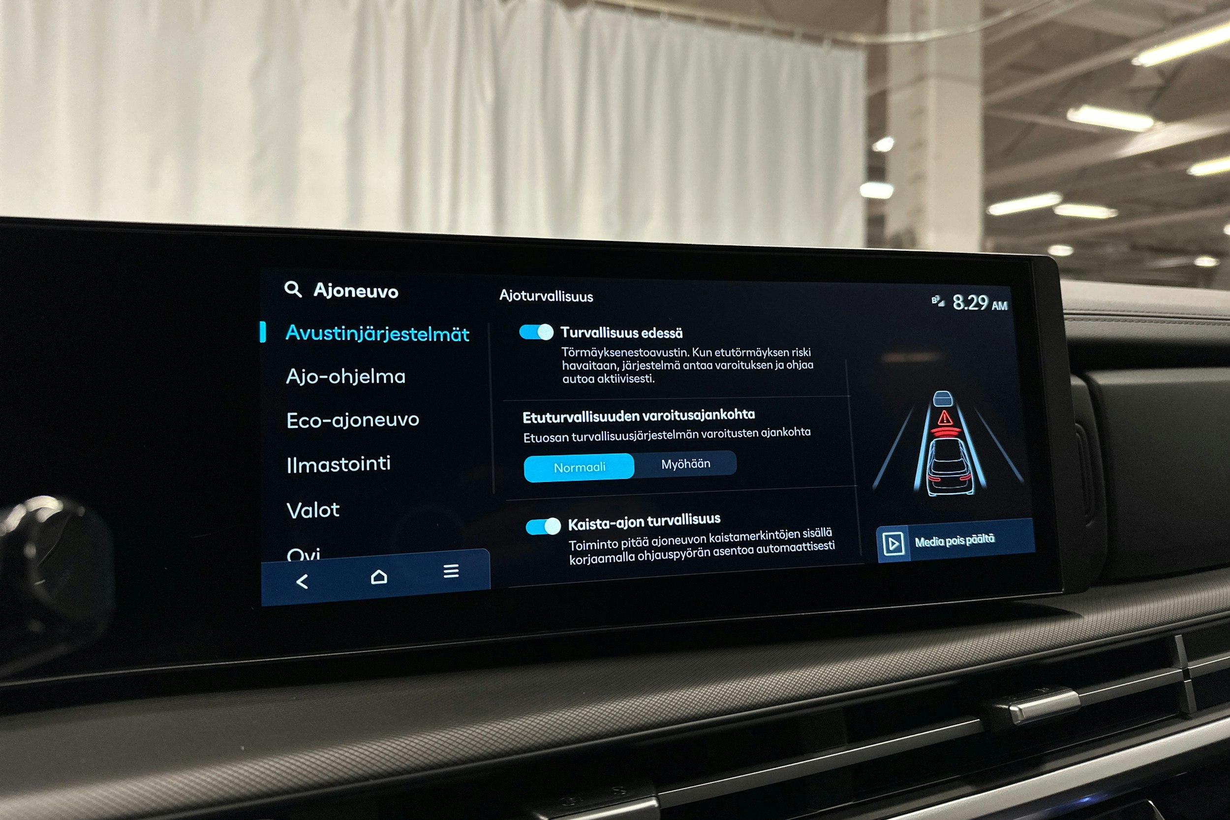 ruskea Hyundai Santa Fe 2025 kuva 21.