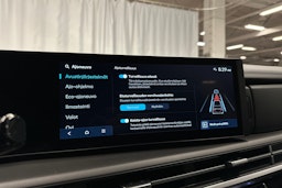 ruskea Hyundai Santa Fe 2025 kuva 21.