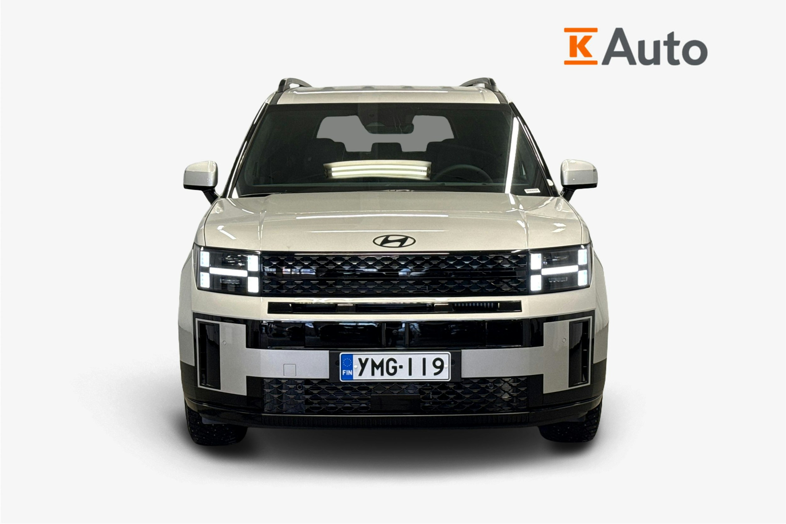 harmaa Hyundai Santa Fe 2025 kuva 5.