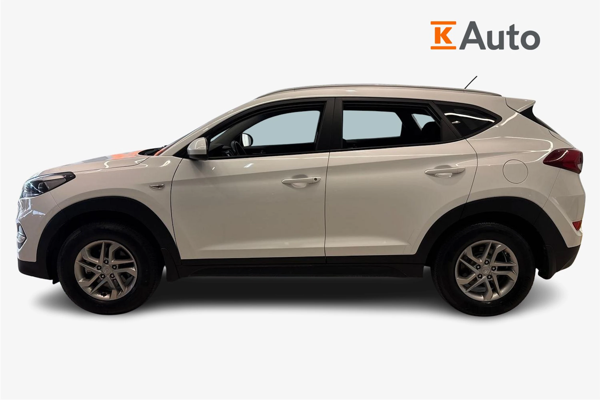 valkoinen Hyundai Tucson 2016 kuva 5.