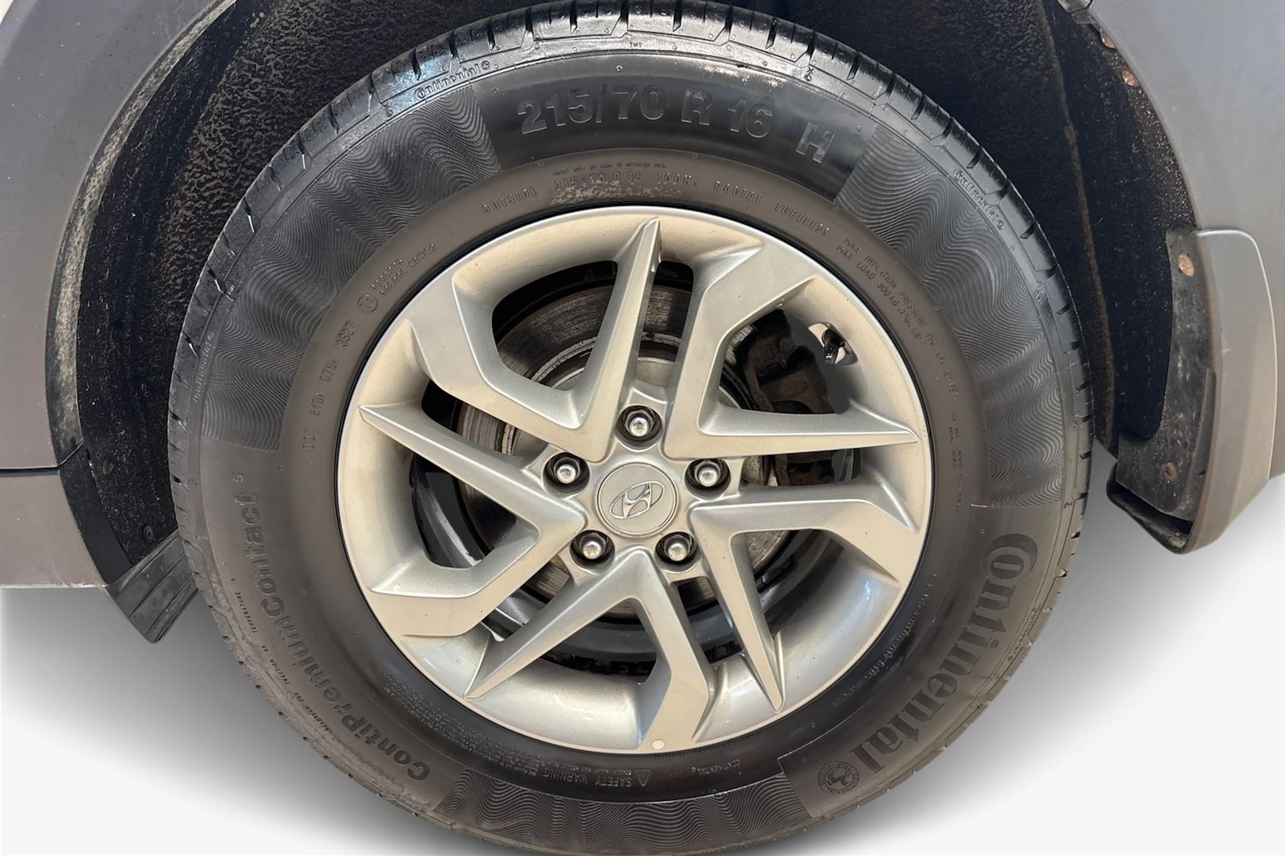 valkoinen Hyundai Tucson 2016 kuva 9.