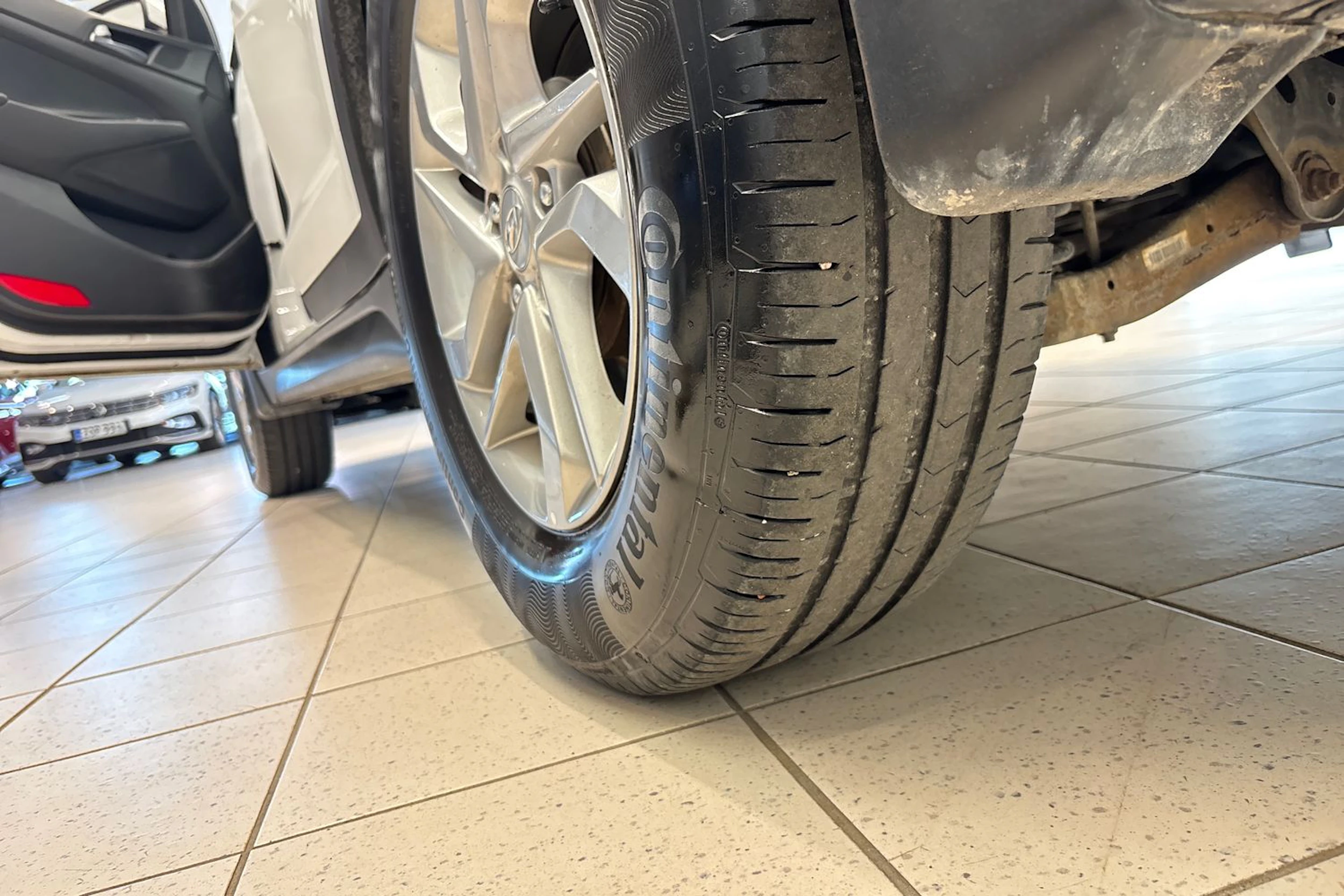 valkoinen Hyundai Tucson 2016 kuva 10.