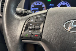 valkoinen Hyundai Tucson 2016 kuva 17.