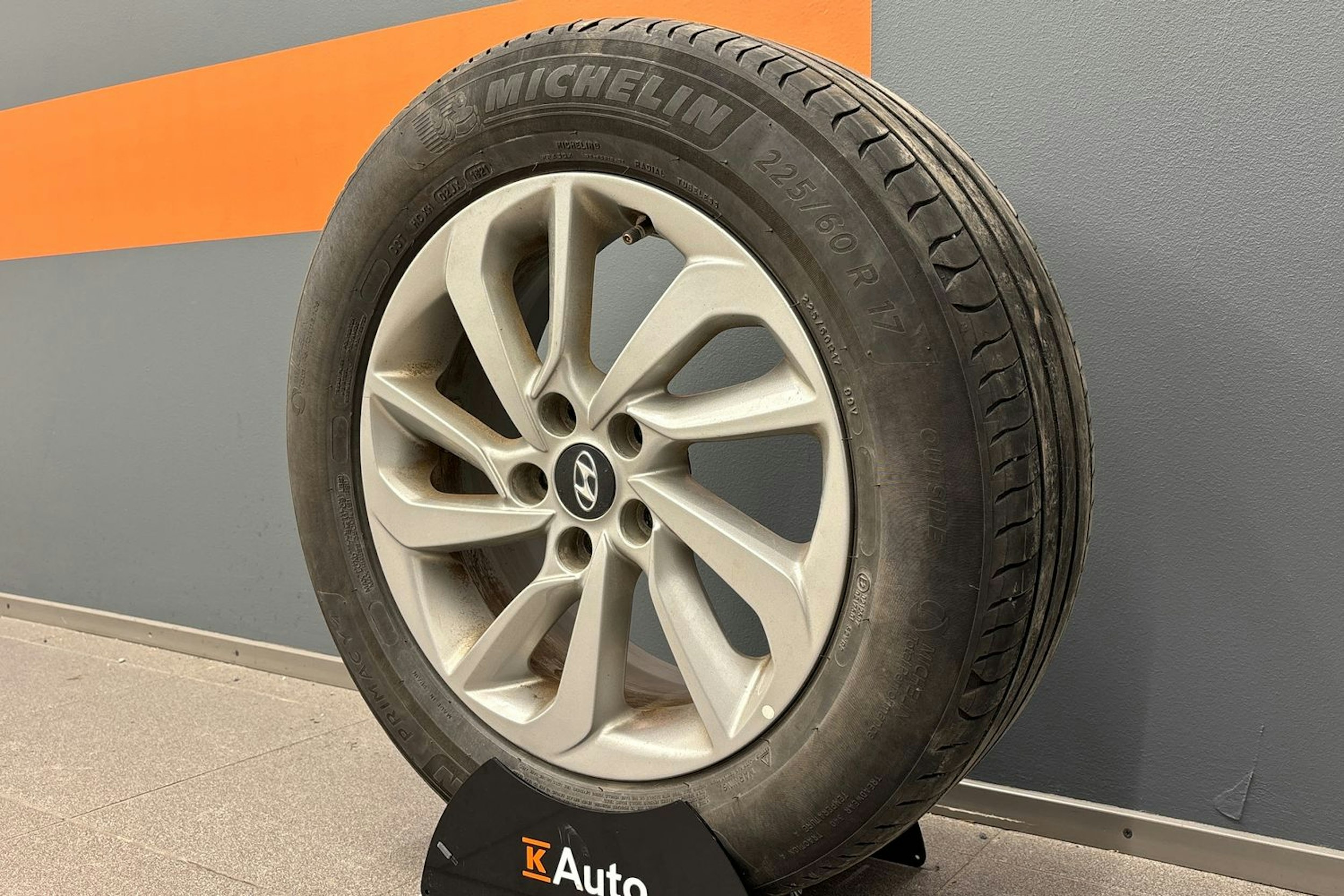 harmaa Hyundai Tucson 2017 kuva 13.