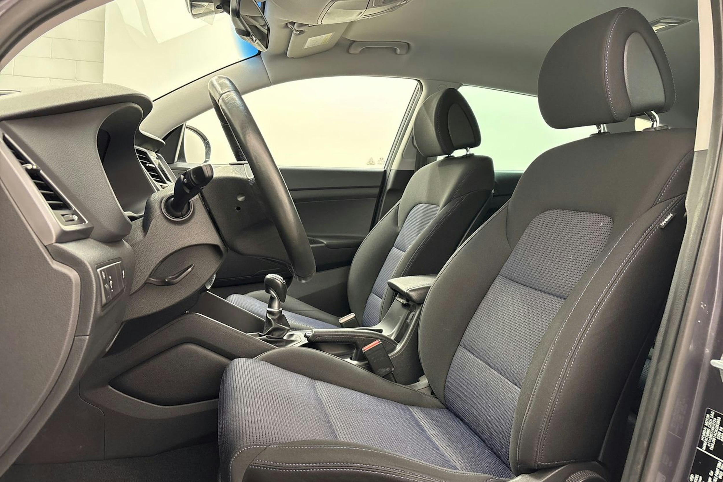 harmaa Hyundai Tucson 2017 kuva 14.