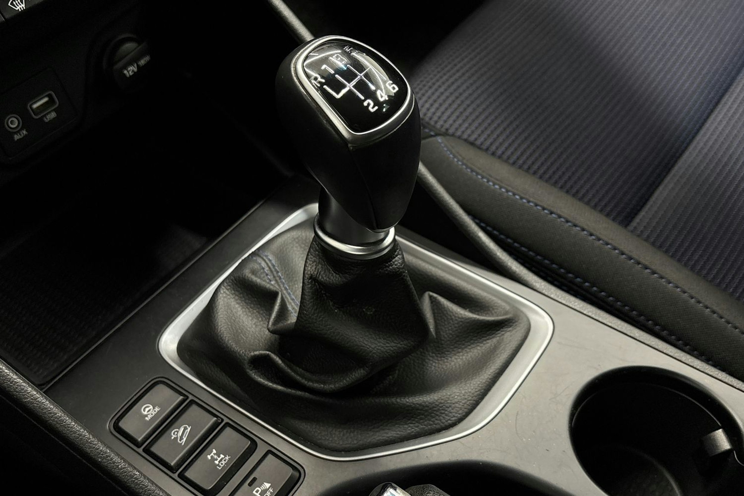 harmaa Hyundai Tucson 2017 kuva 19.