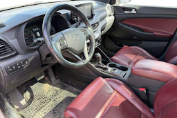 ruskea (beige) Hyundai Tucson 2018 kuva 3.