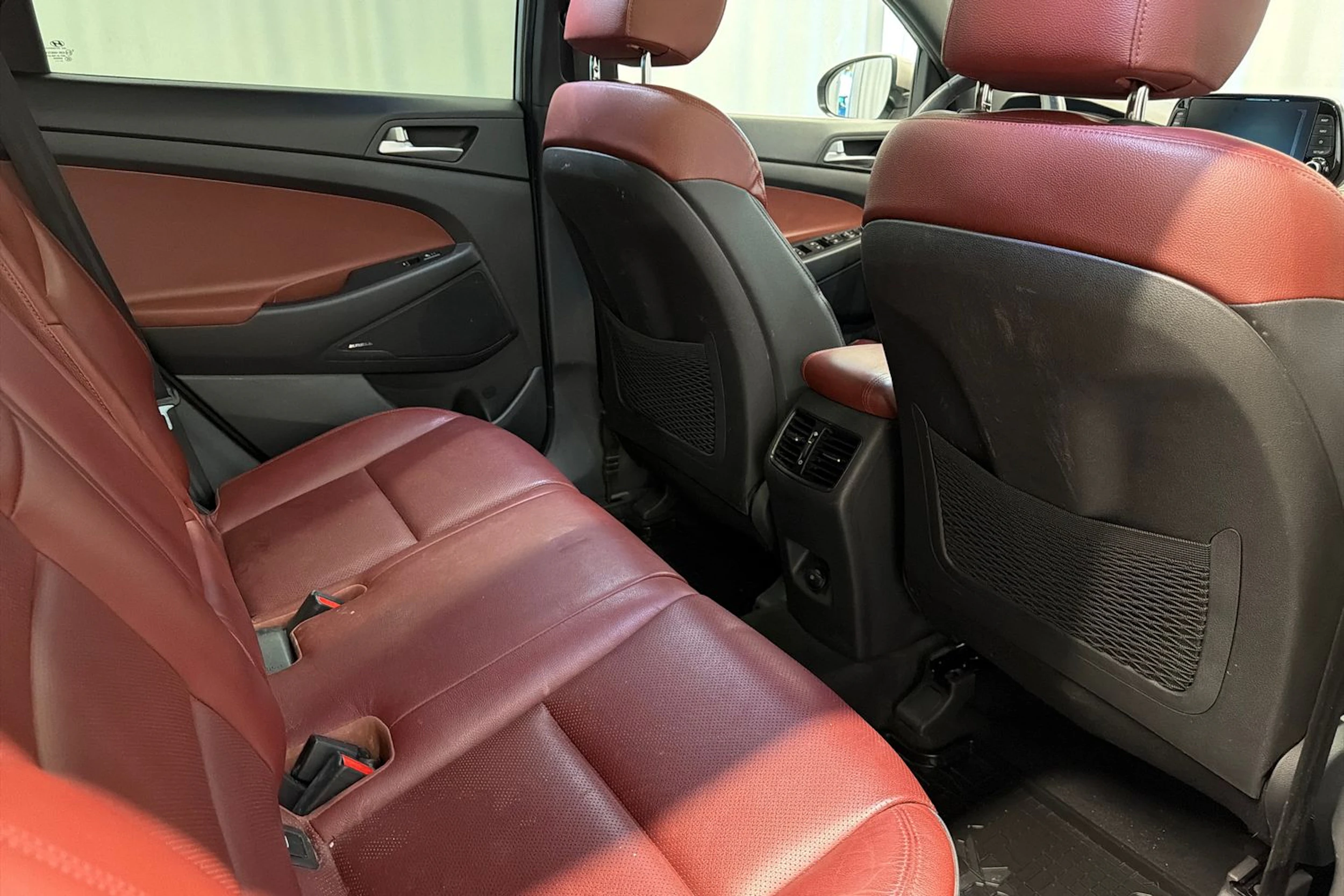 ruskea (beige) Hyundai Tucson 2019 kuva 12.