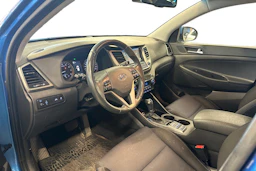 sininen Hyundai Tucson 2018 kuva 3.