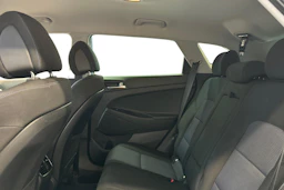 sininen Hyundai Tucson 2018 kuva 8.