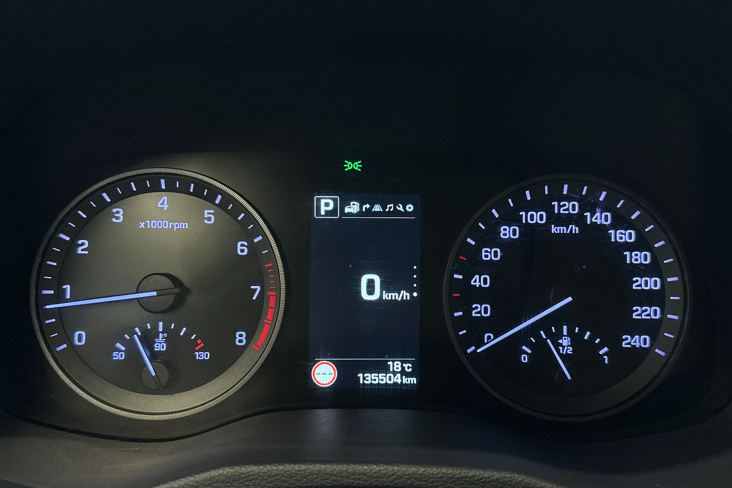 sininen Hyundai Tucson 2018 kuva 15.