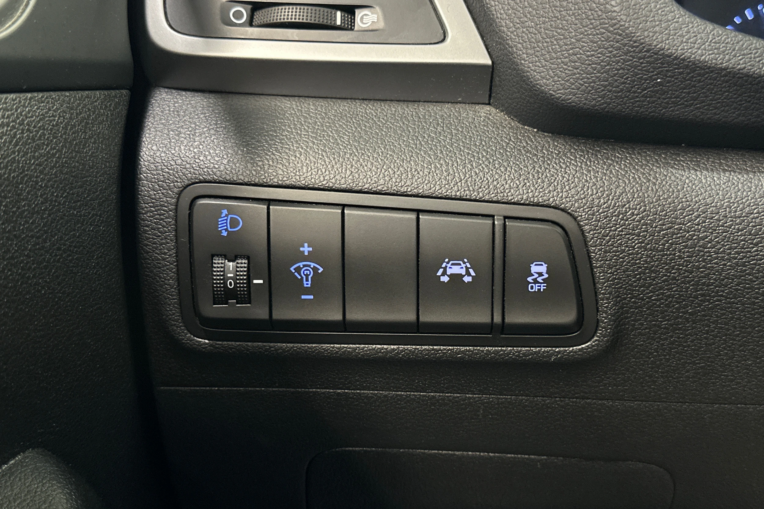 sininen Hyundai Tucson 2018 kuva 20.