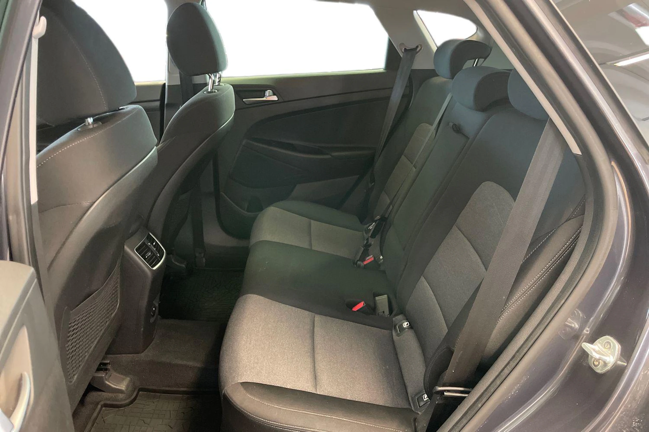 harmaa Hyundai Tucson 2019 kuva 8.