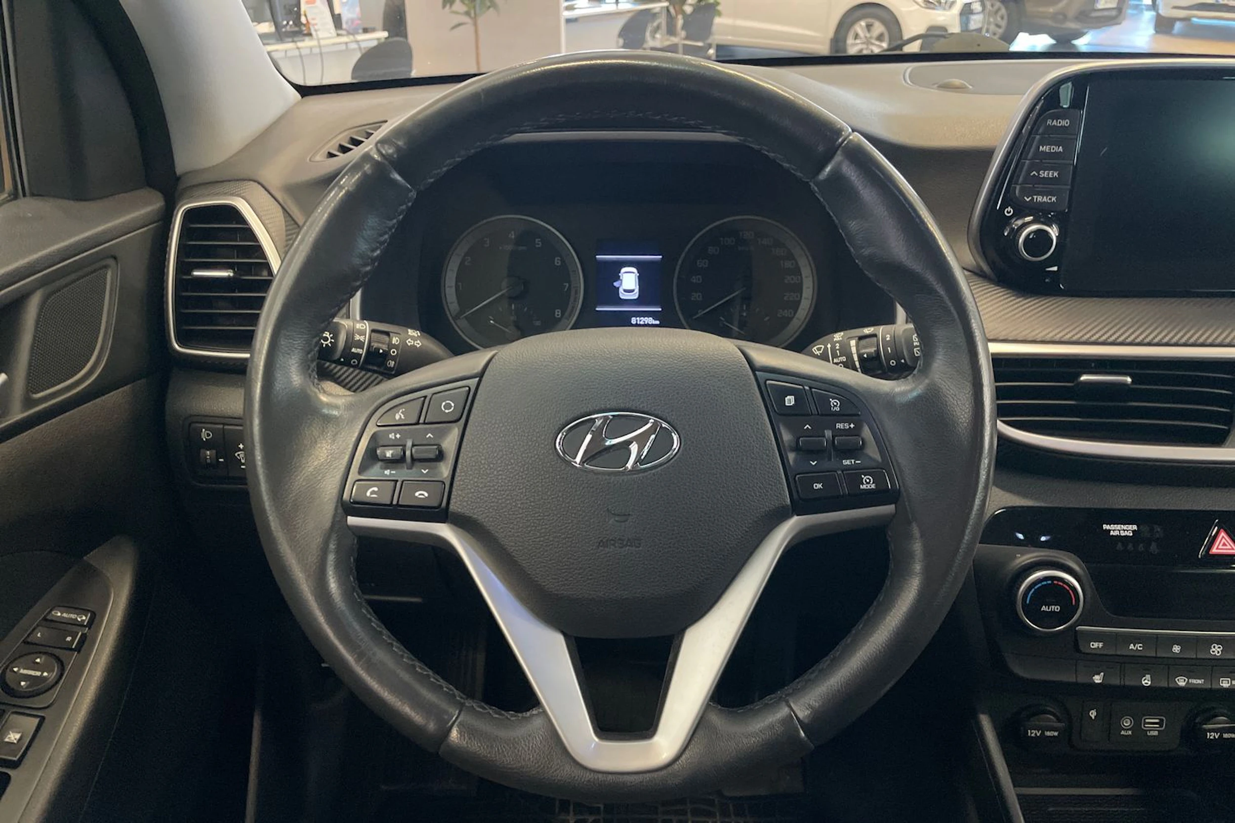 harmaa Hyundai Tucson 2019 kuva 12.