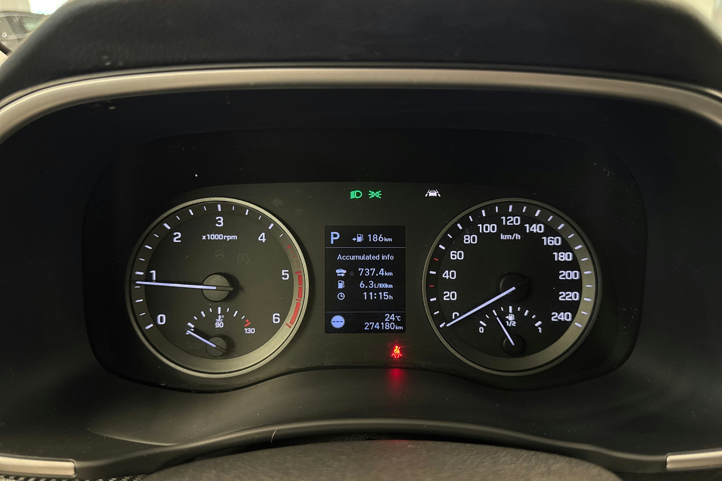 ruskea (beige) Hyundai Tucson 2019 kuva 18.