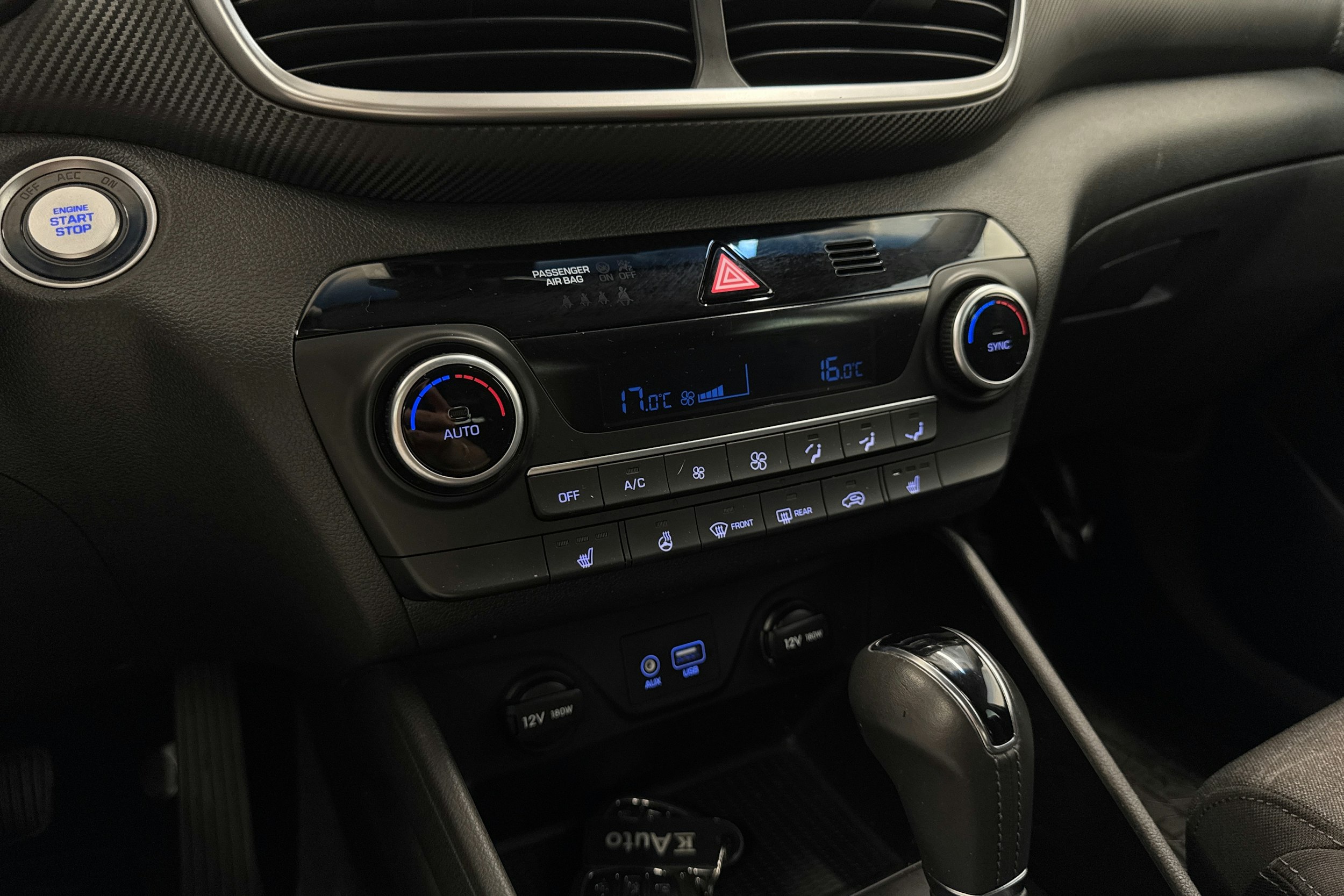 ruskea (beige) Hyundai Tucson 2019 kuva 26.