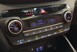 ruskea (beige) Hyundai Tucson 2019 kuva 22.