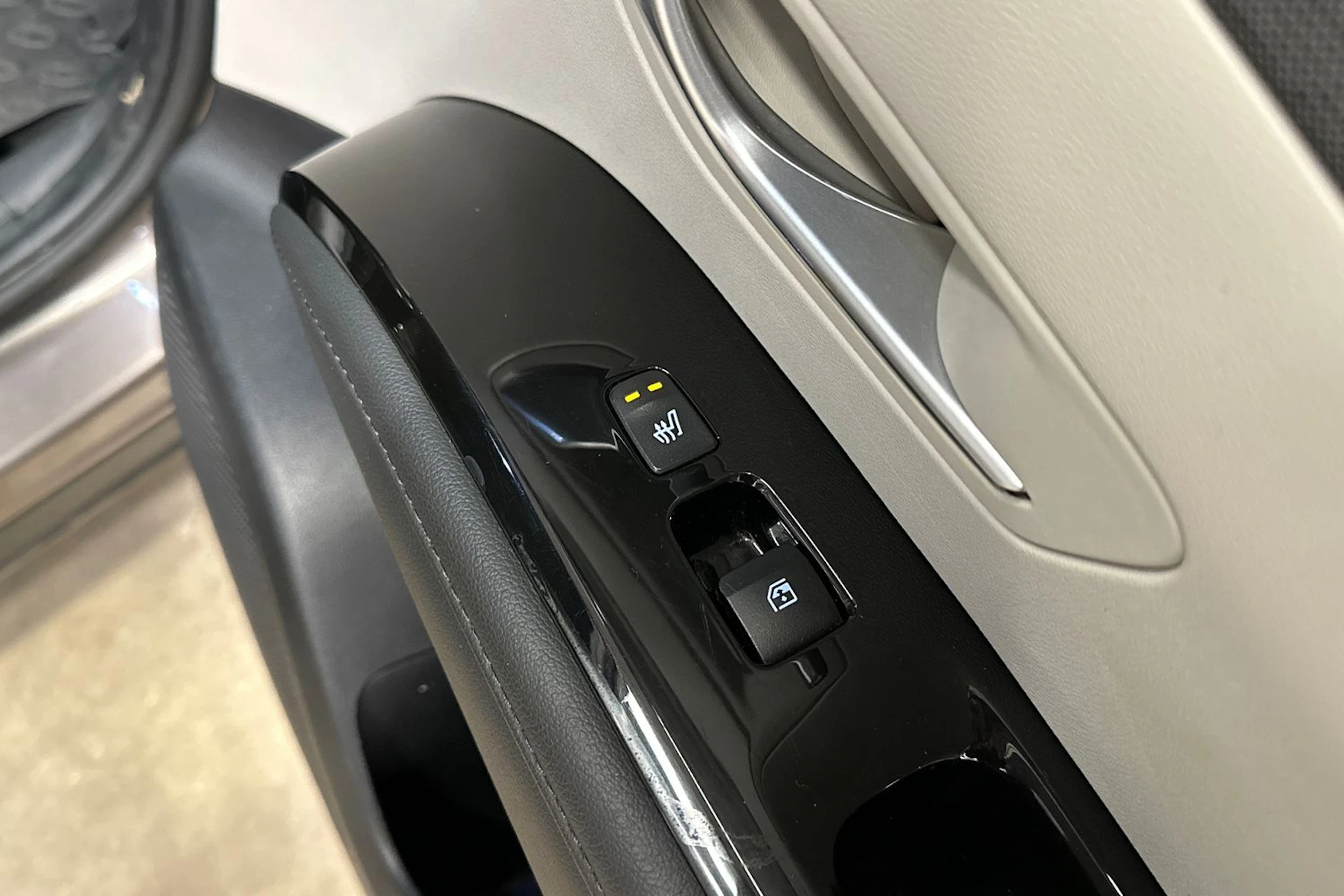 ruskea (beige) Hyundai Tucson 2021 kuva 14.