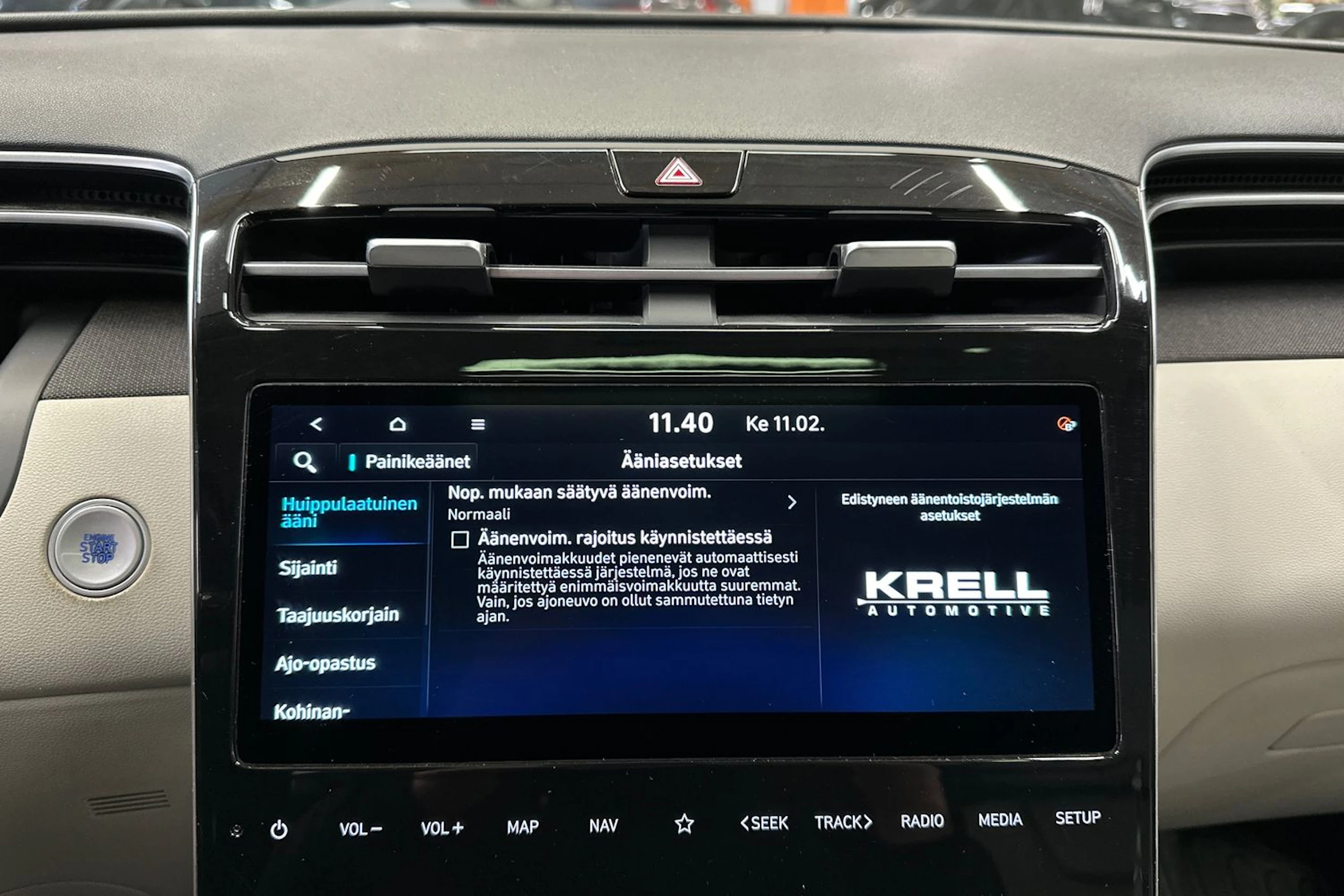 ruskea (beige) Hyundai Tucson 2021 kuva 18.