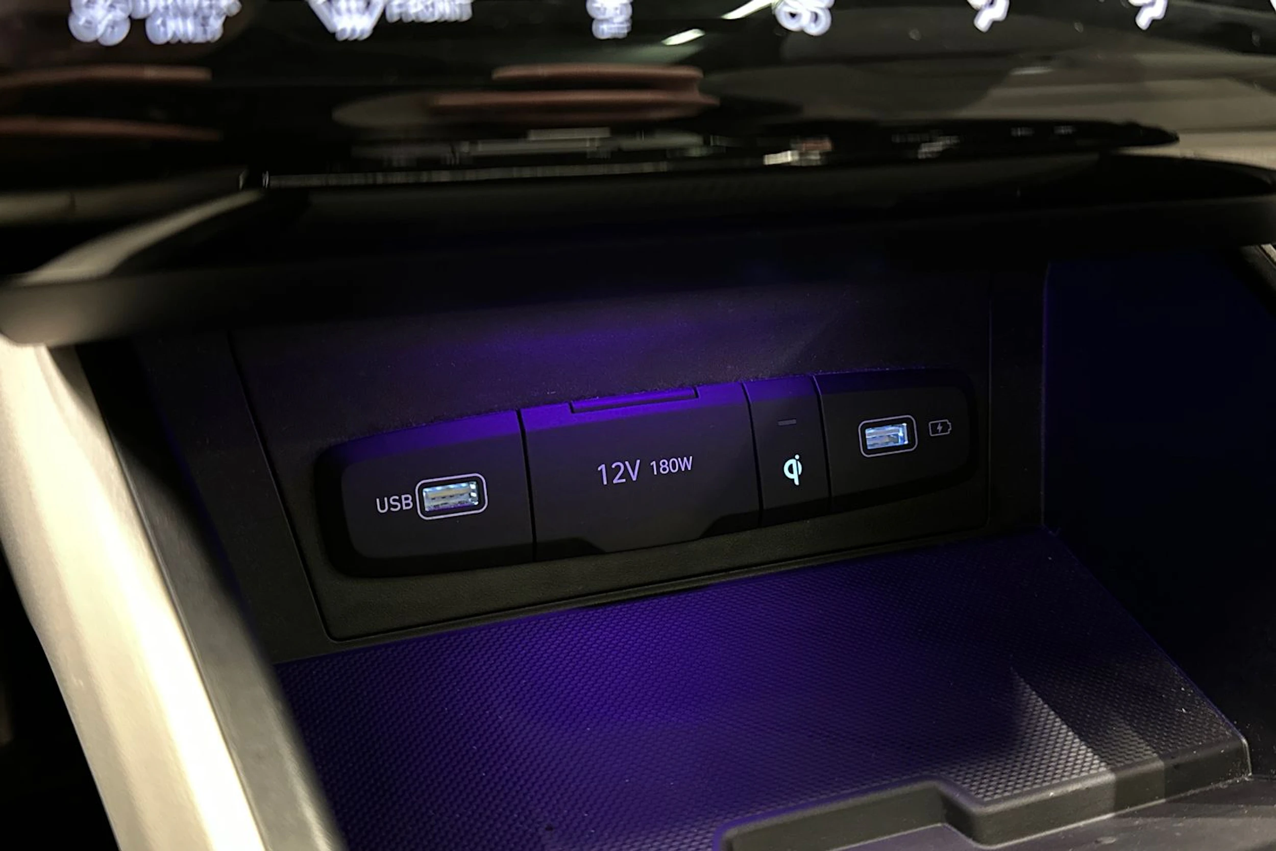 ruskea (beige) Hyundai Tucson 2021 kuva 23.