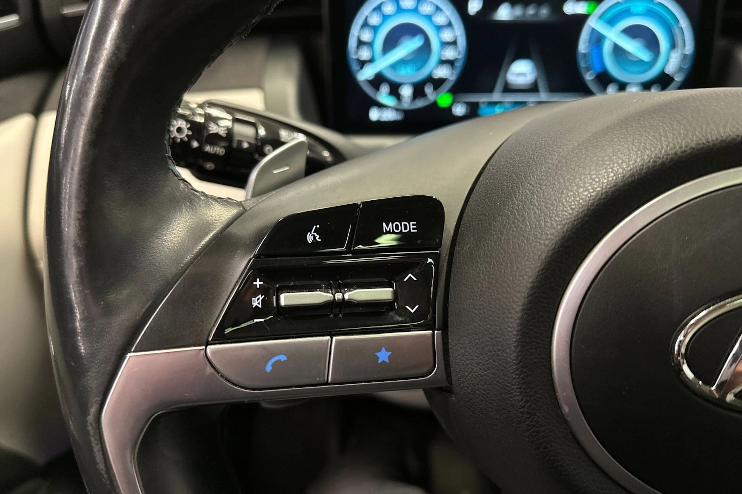 ruskea (beige) Hyundai Tucson 2021 kuva 30.