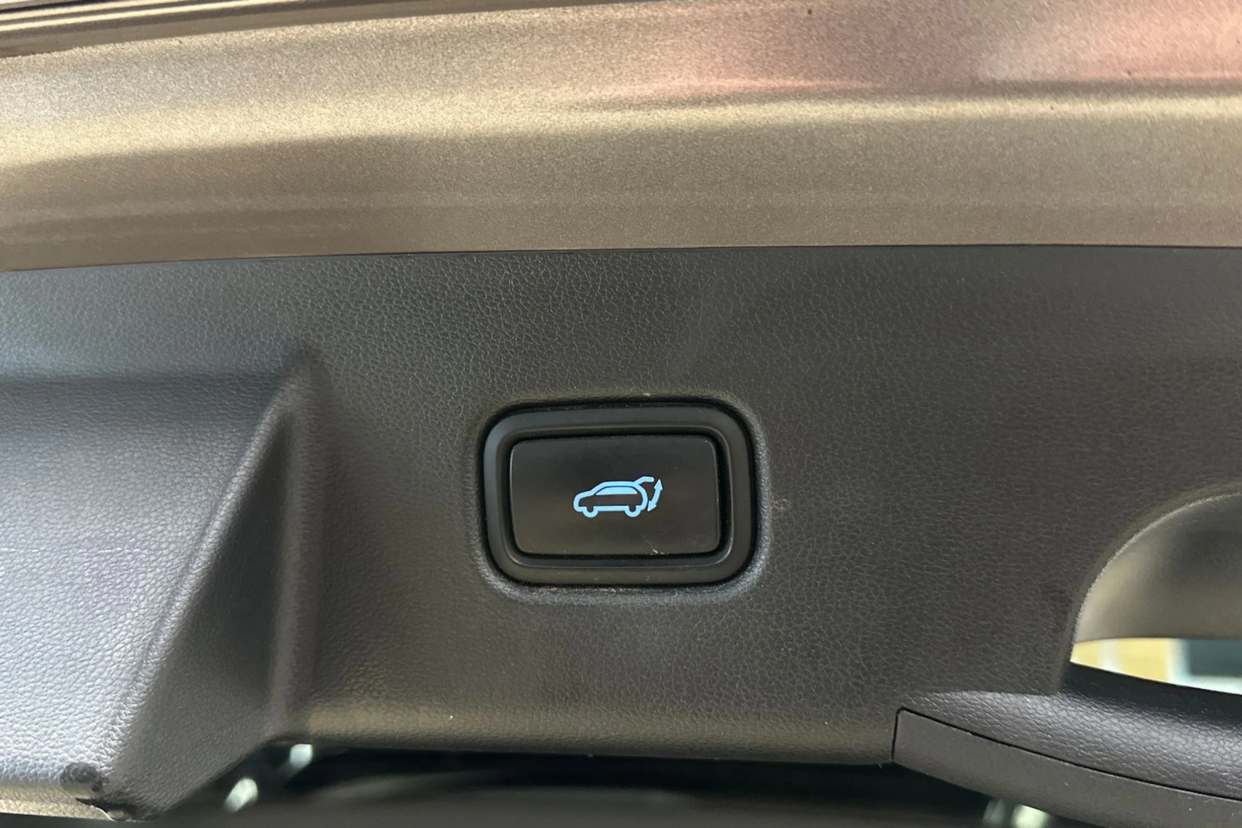 ruskea (beige) Hyundai Tucson 2021 kuva 34.