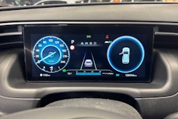 punainen Hyundai Tucson 2021 kuva 19.