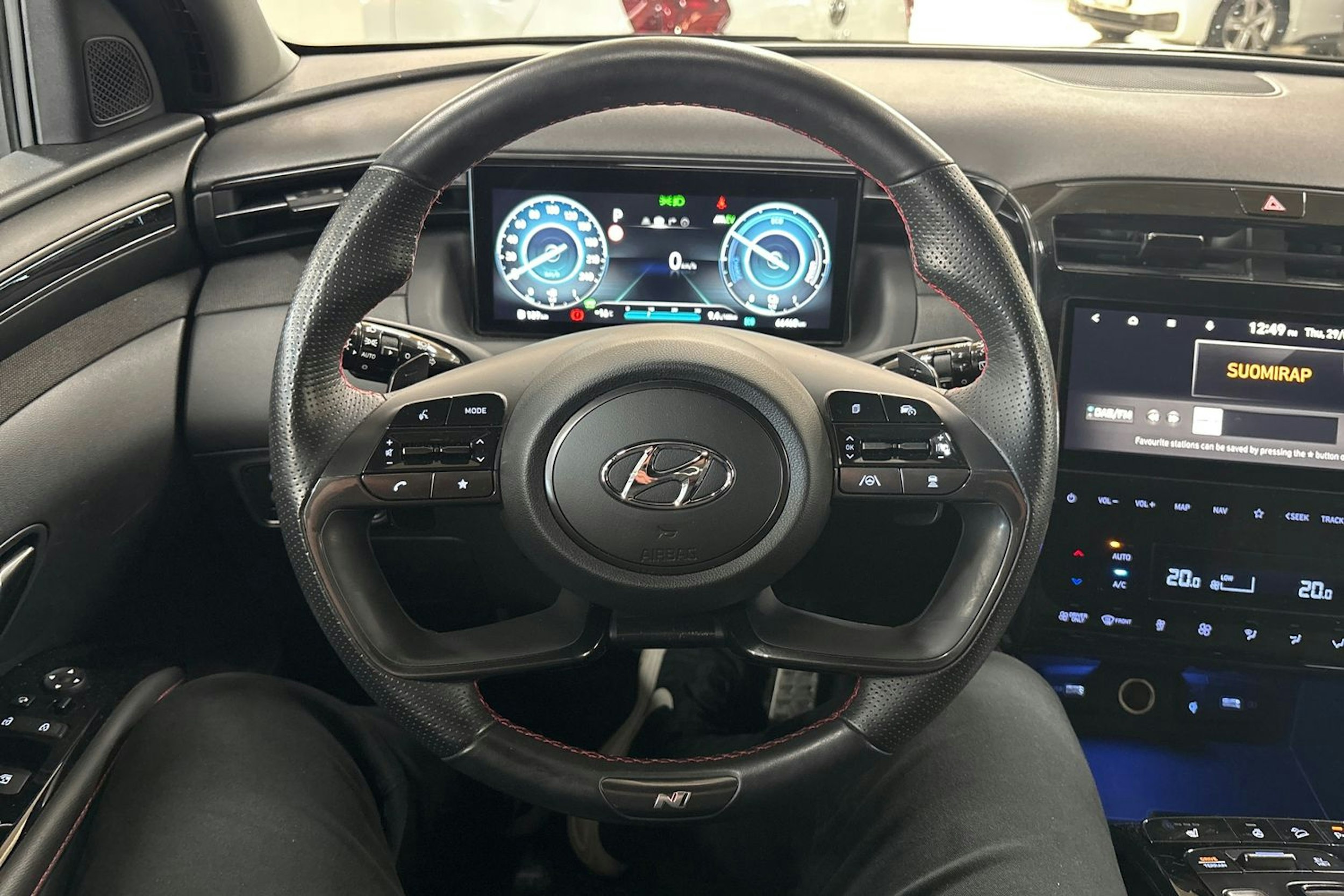 Harmaa Hyundai Tucson 2021 kuva 14.