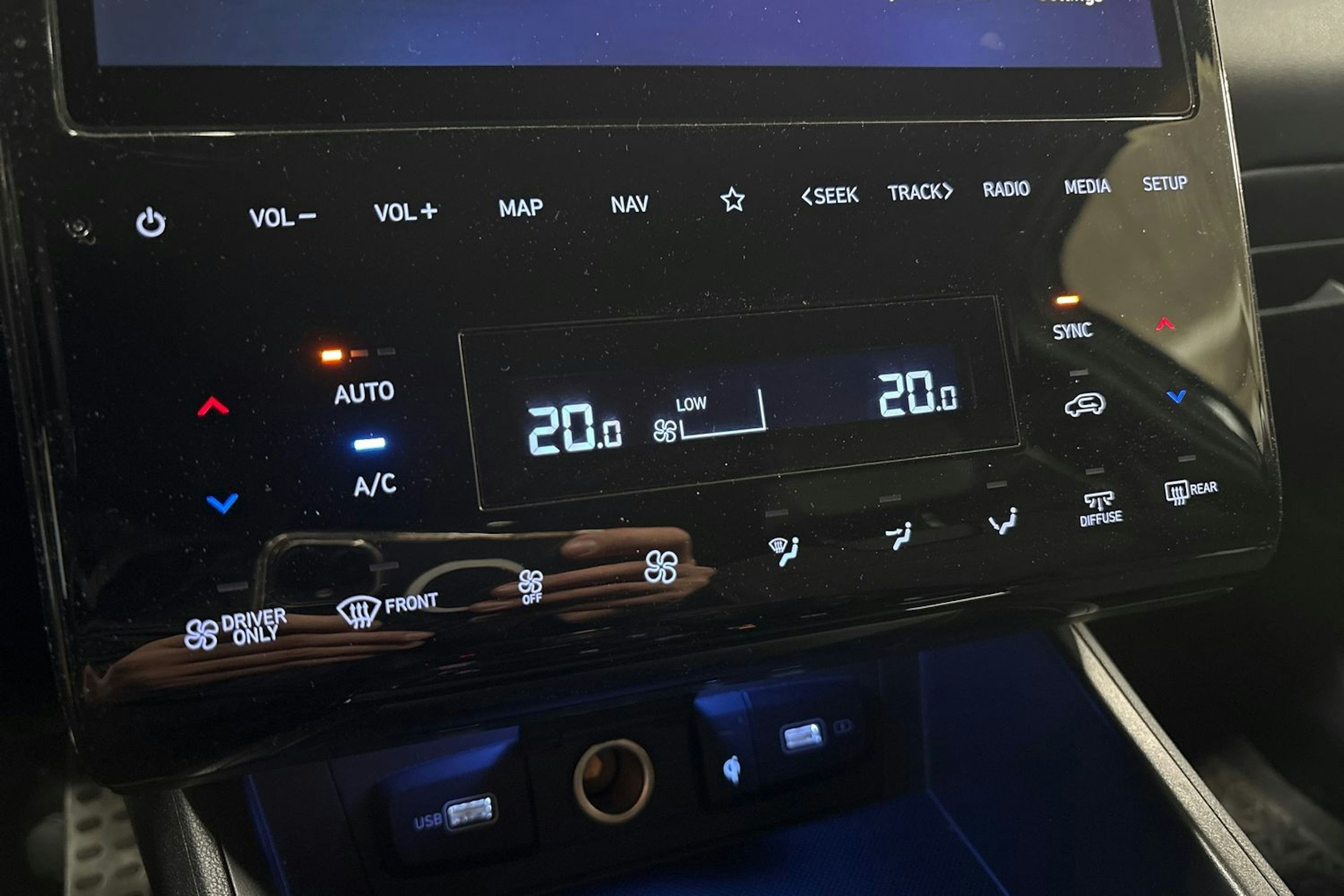 Harmaa Hyundai Tucson 2021 kuva 21.