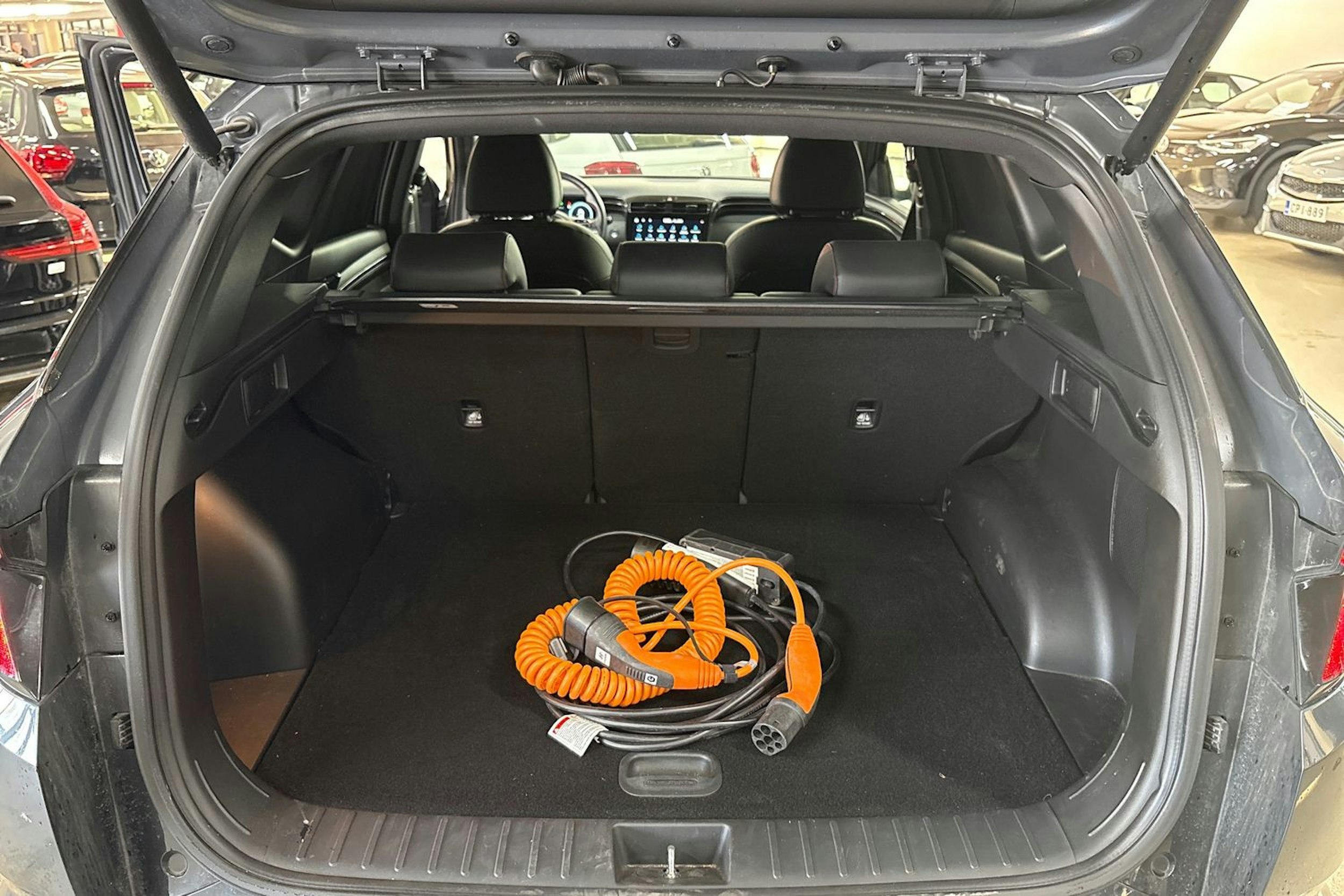 Harmaa Hyundai Tucson 2021 kuva 27.