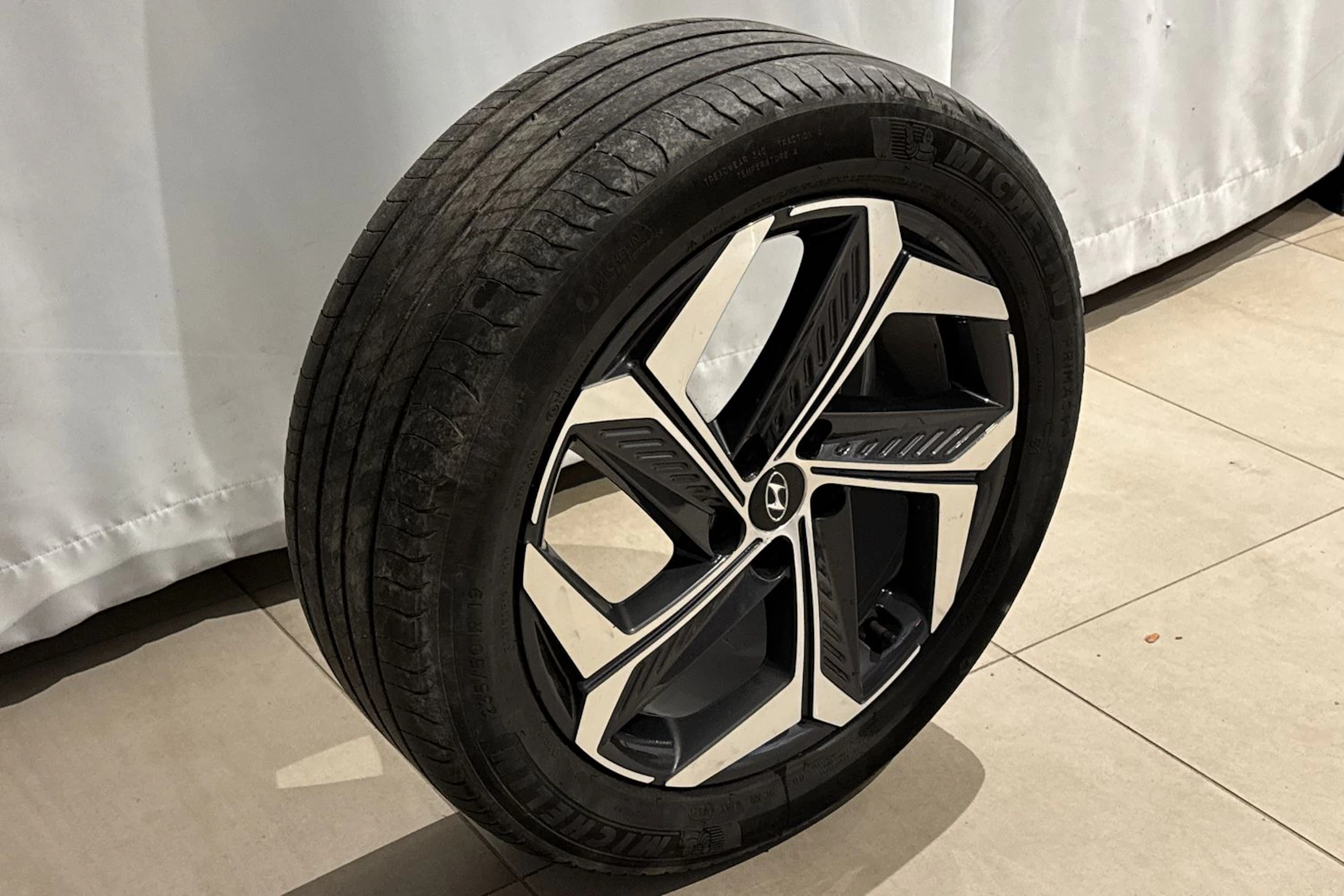 harmaa Hyundai Tucson 2022 kuva 15.