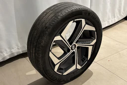harmaa Hyundai Tucson 2022 kuva 15.