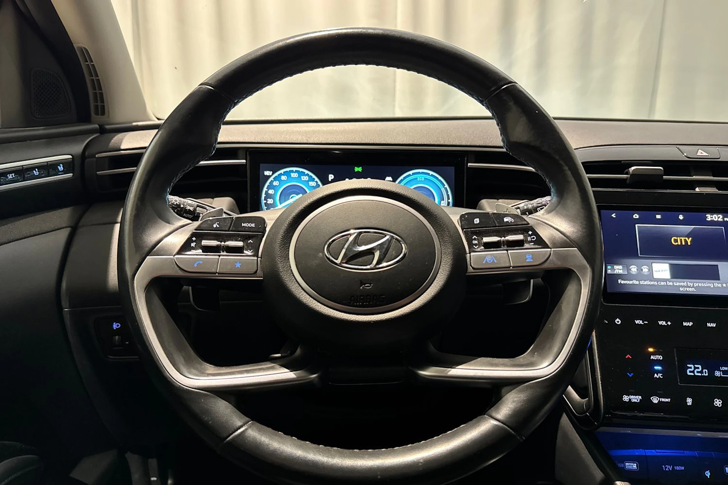 harmaa Hyundai Tucson 2022 kuva 22.
