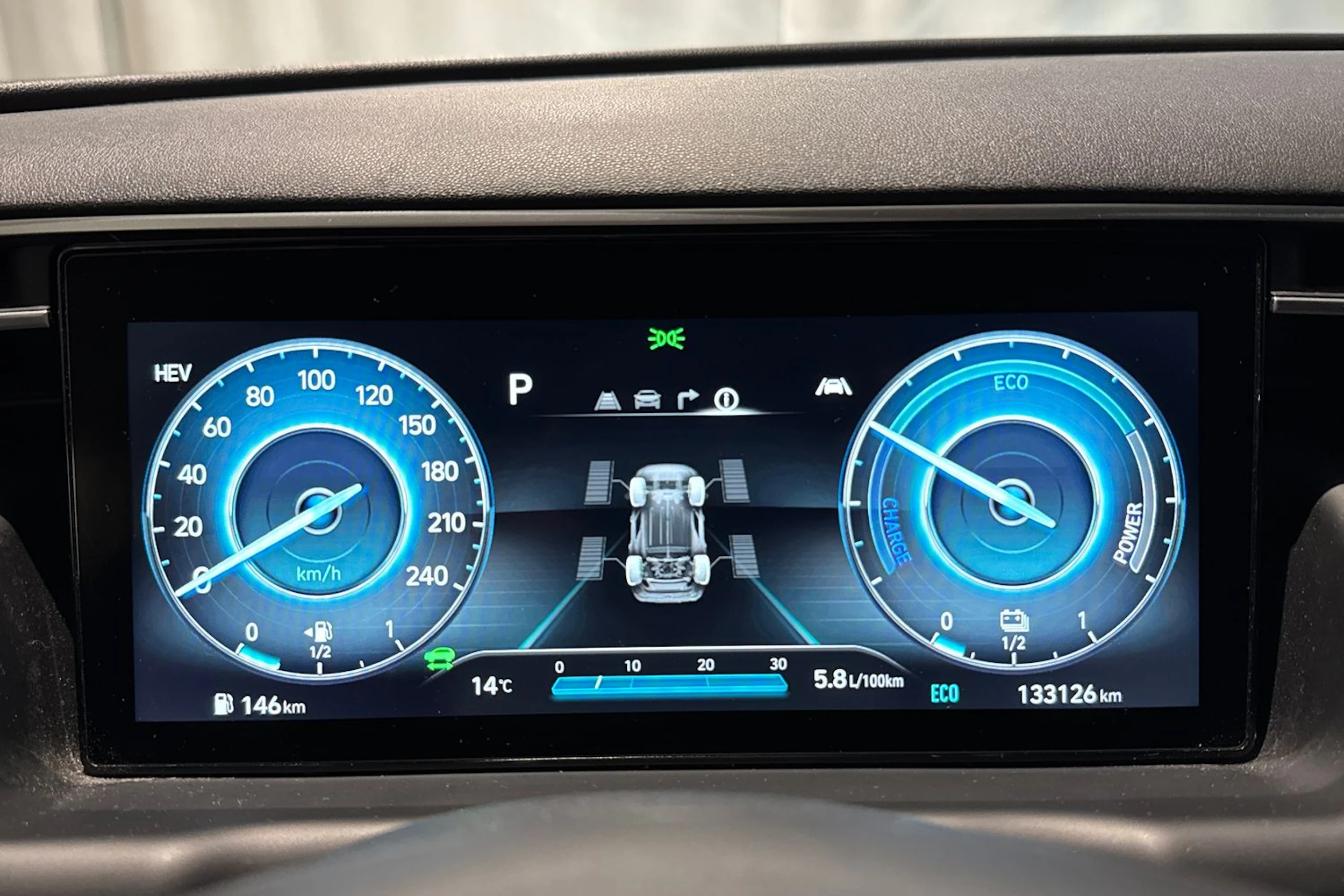 harmaa Hyundai Tucson 2022 kuva 23.