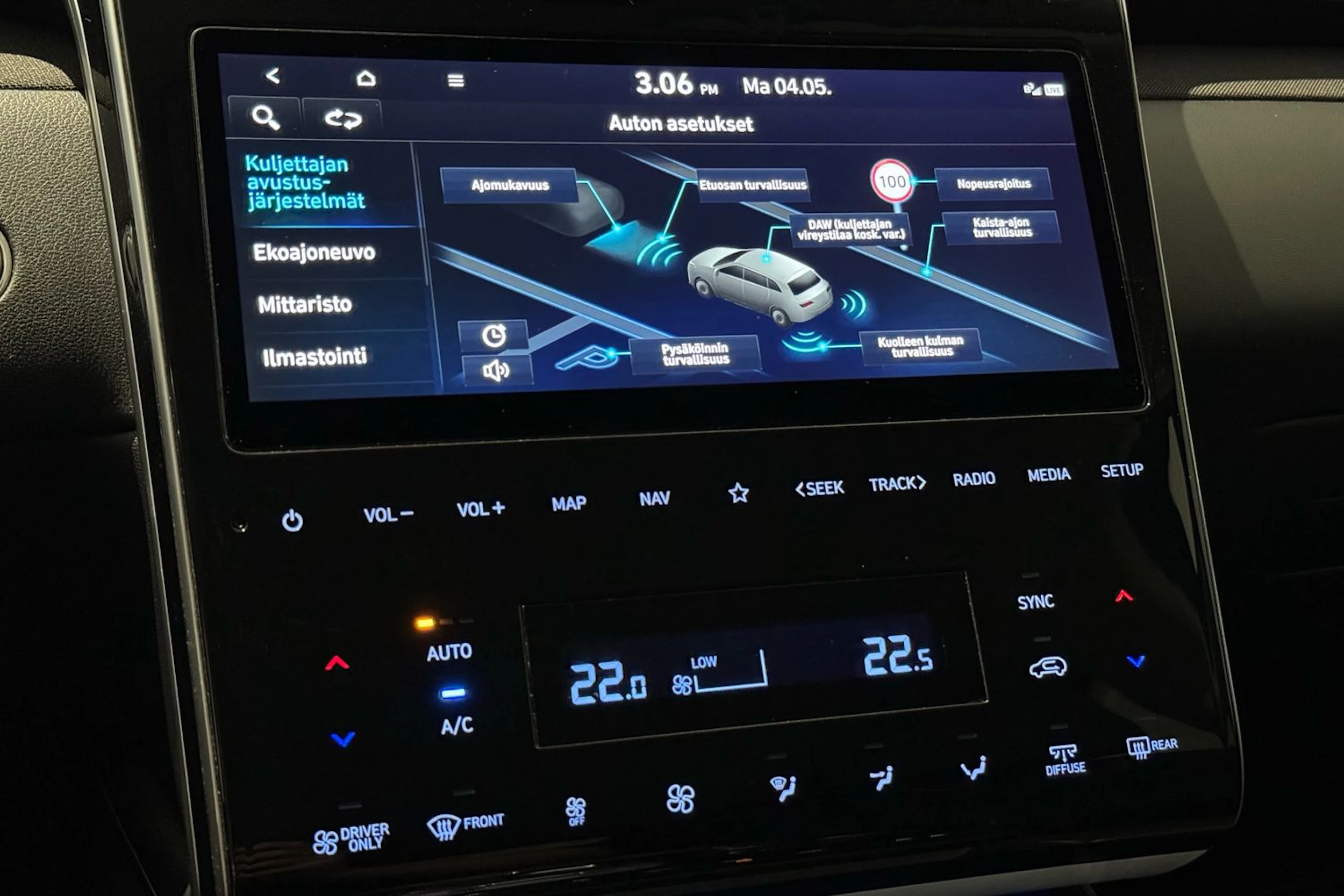 harmaa Hyundai Tucson 2022 kuva 28.