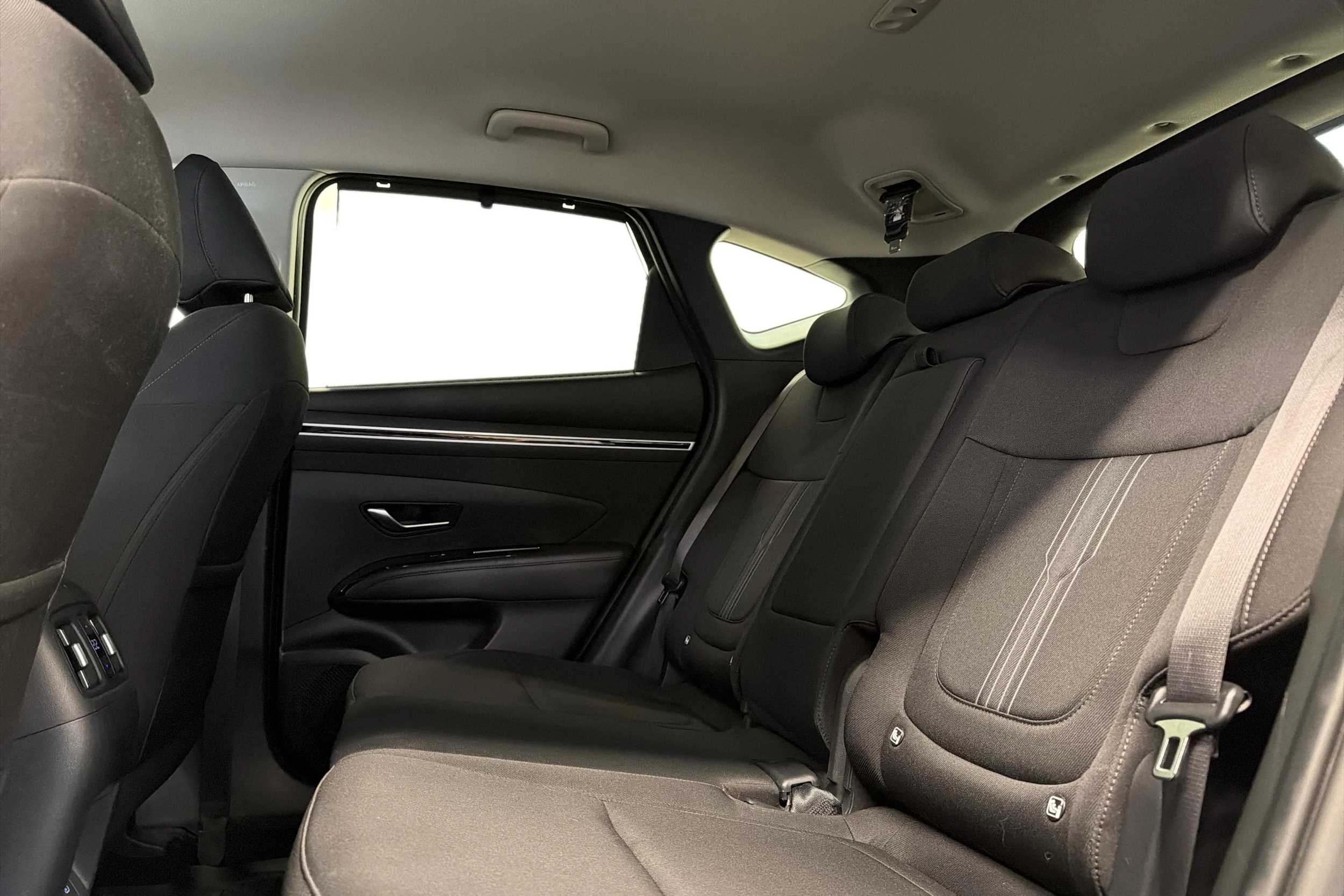 sininen Hyundai Tucson 2021 kuva 8.