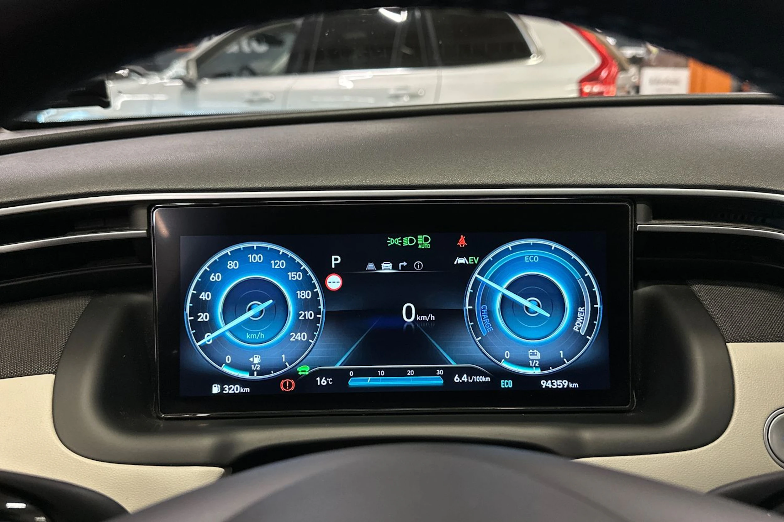 valkoinen Hyundai Tucson 2022 kuva 25.