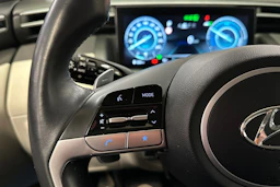 valkoinen Hyundai Tucson 2022 kuva 26.