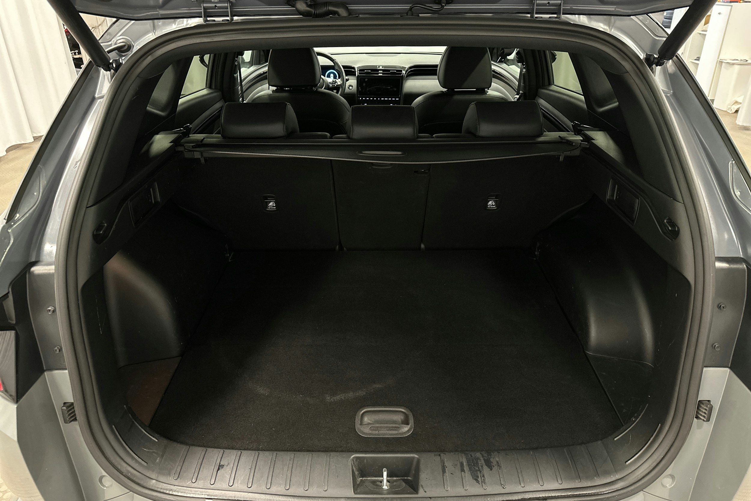 harmaa Hyundai Tucson 2022 kuva 14.