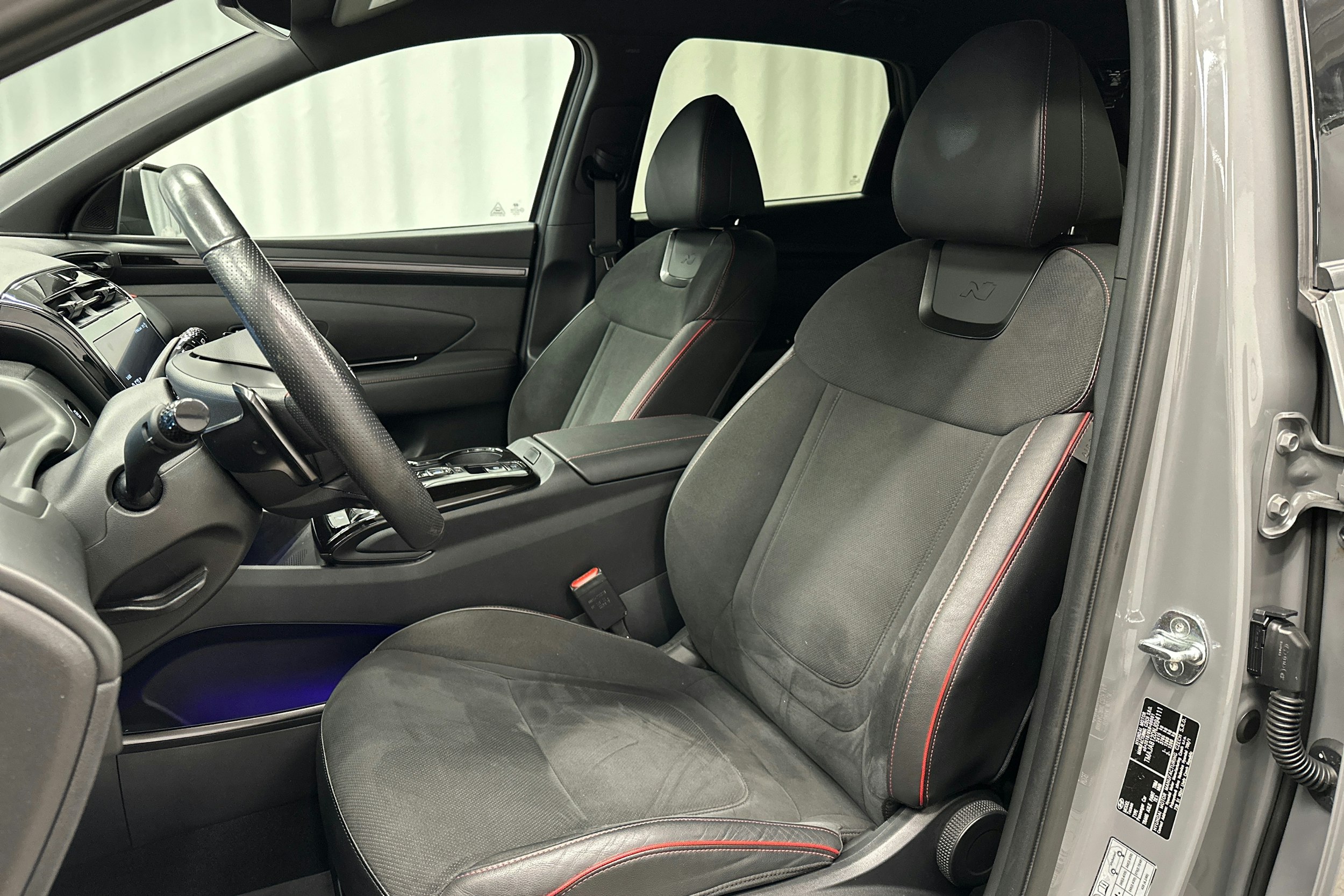 harmaa Hyundai Tucson 2022 kuva 16.