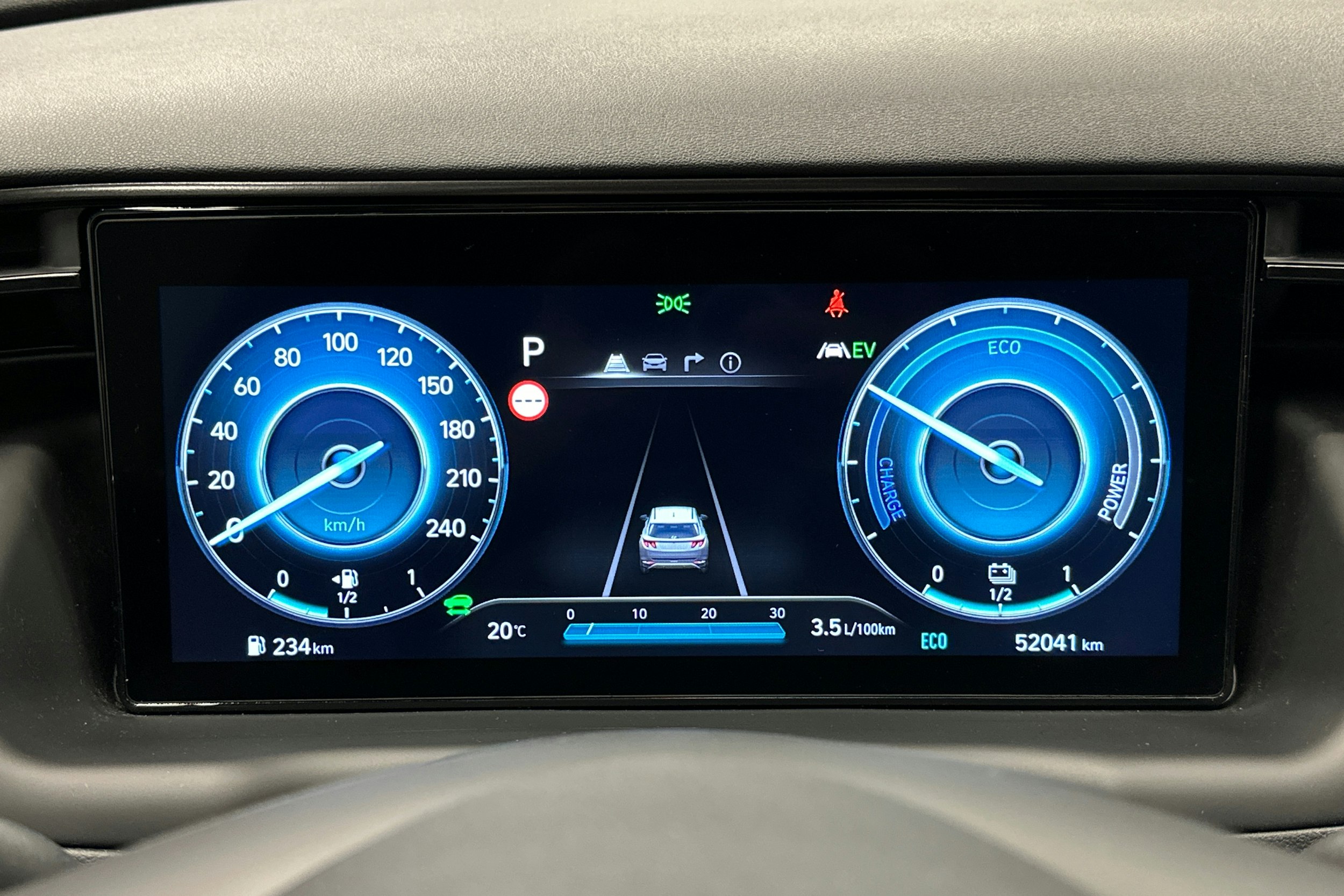 harmaa Hyundai Tucson 2022 kuva 20.