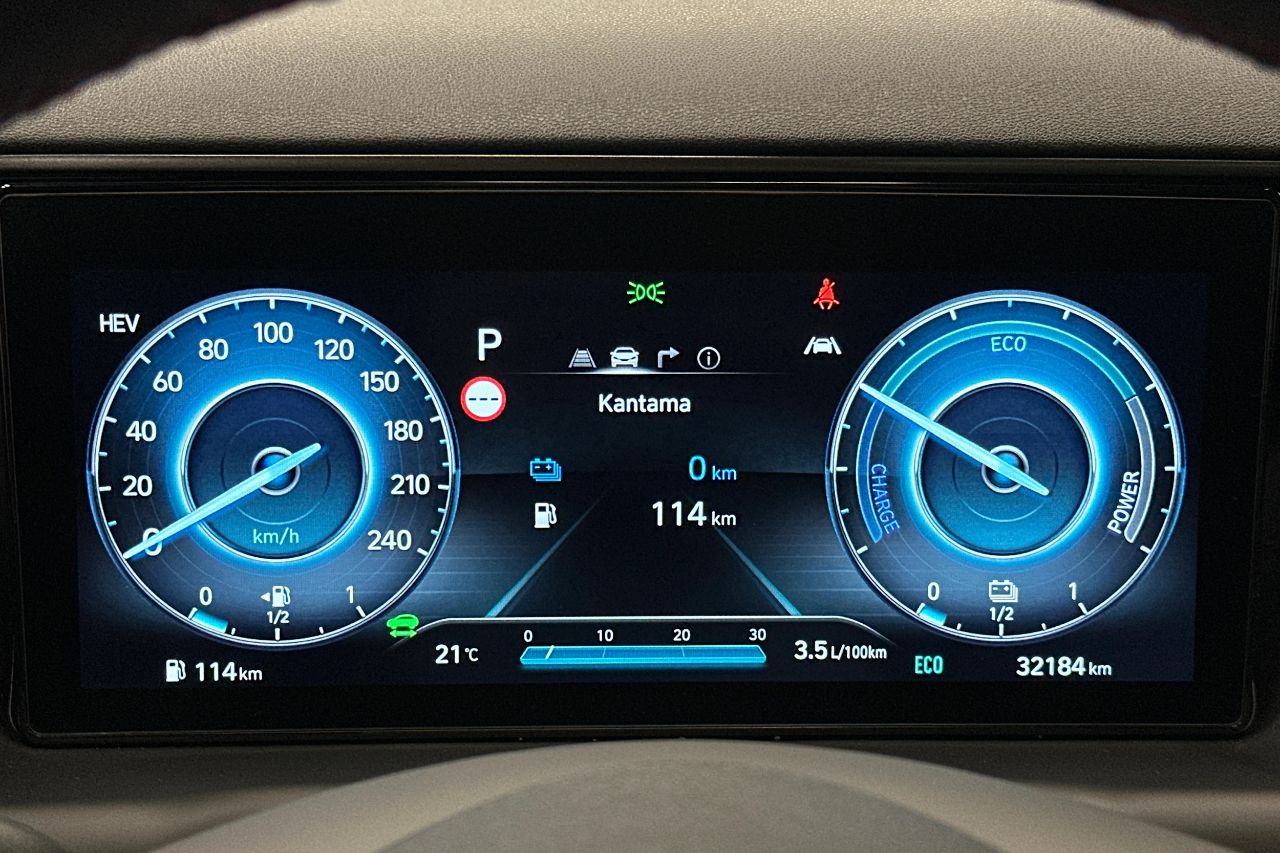 musta Hyundai Tucson 2022 kuva 13.