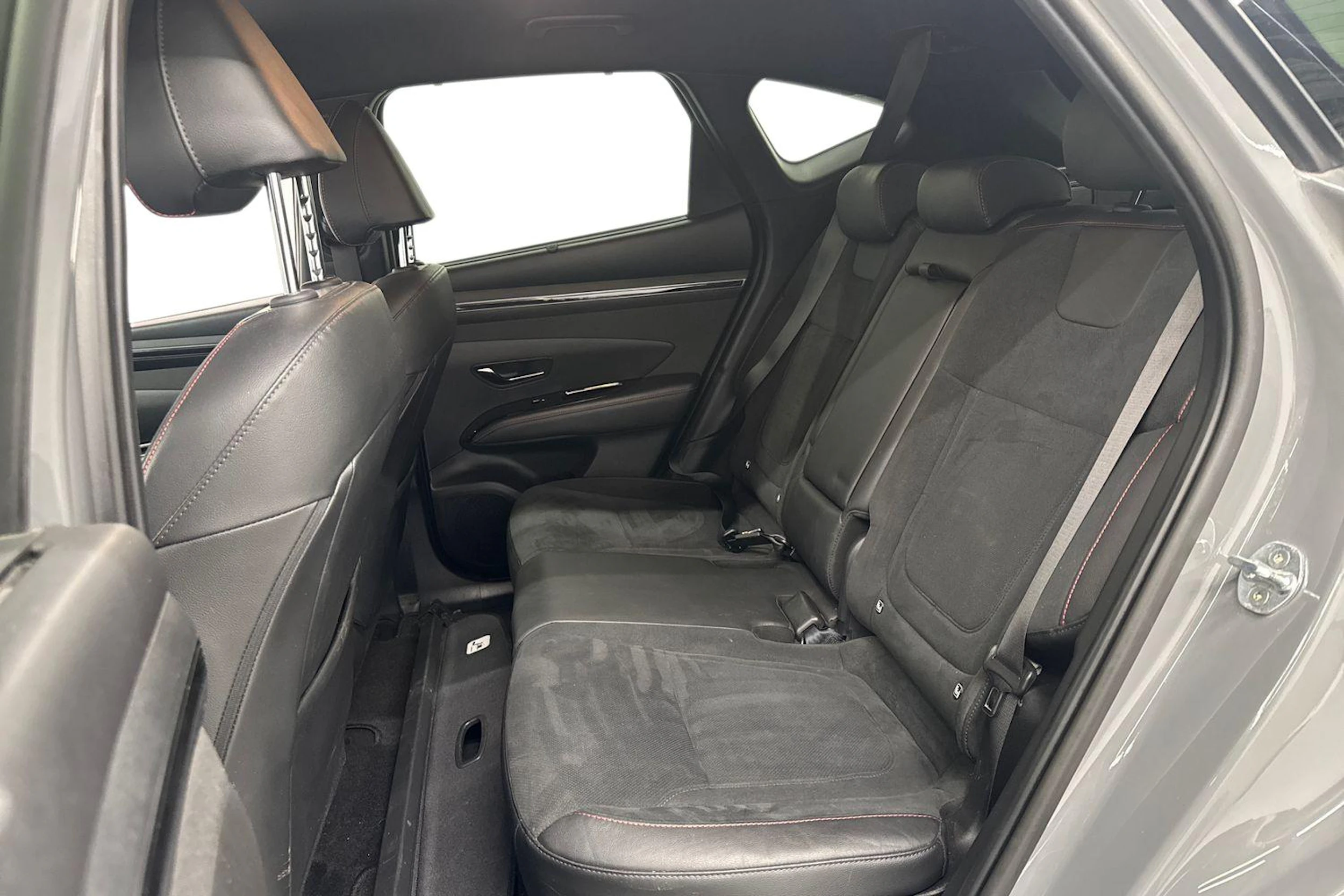 musta Hyundai Tucson 2022 kuva 11.