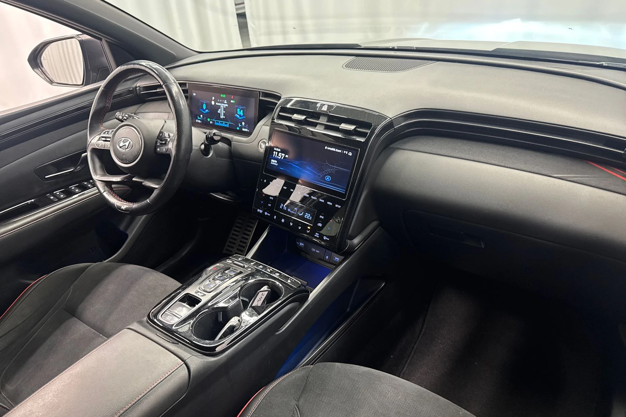 musta Hyundai Tucson 2022 kuva 15.