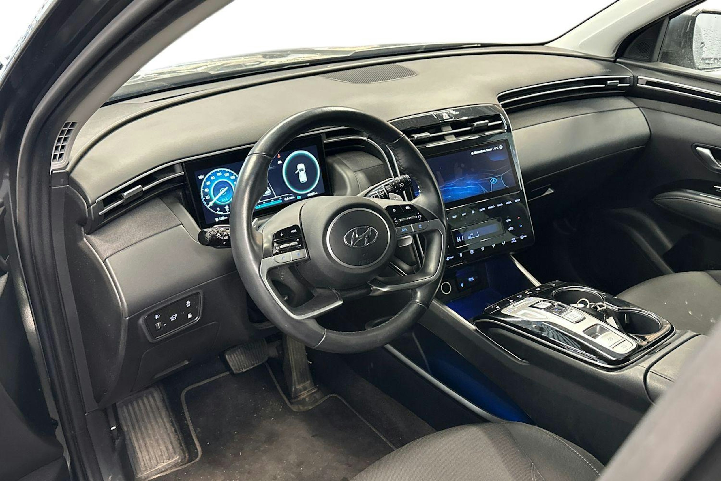 harmaa Hyundai Tucson 2023 kuva 3.