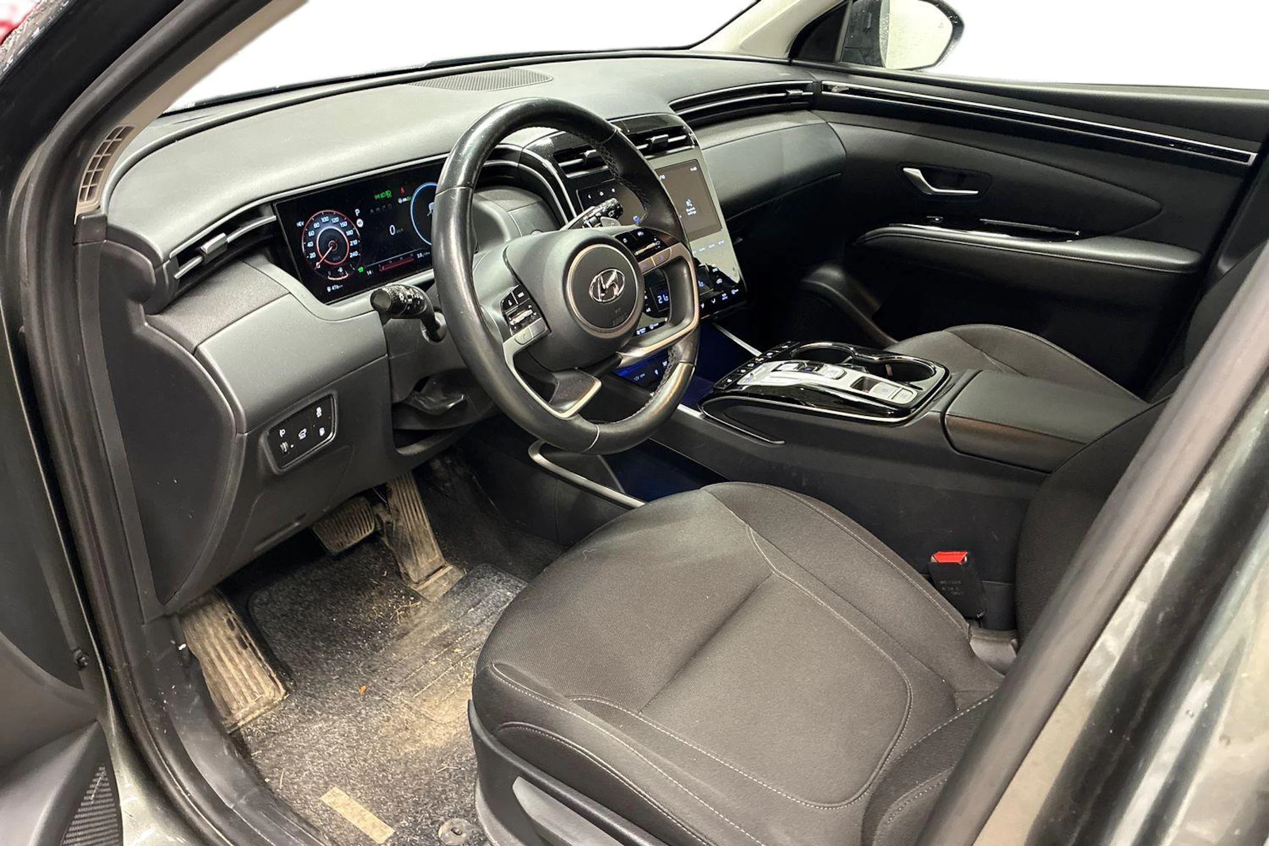 harmaa Hyundai Tucson 2022 kuva 3.